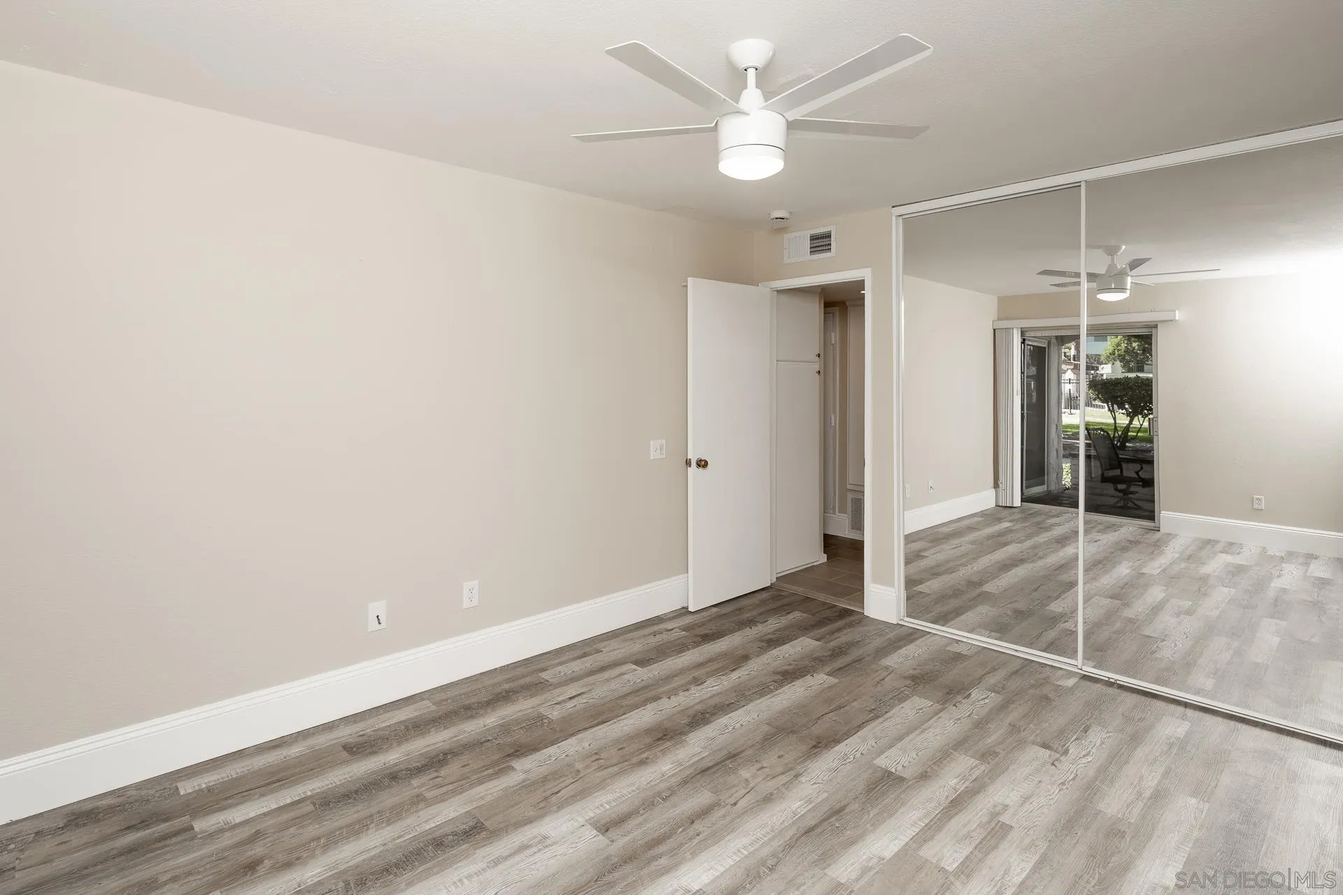 Photo #17: 260020325 Listing: Photo #17