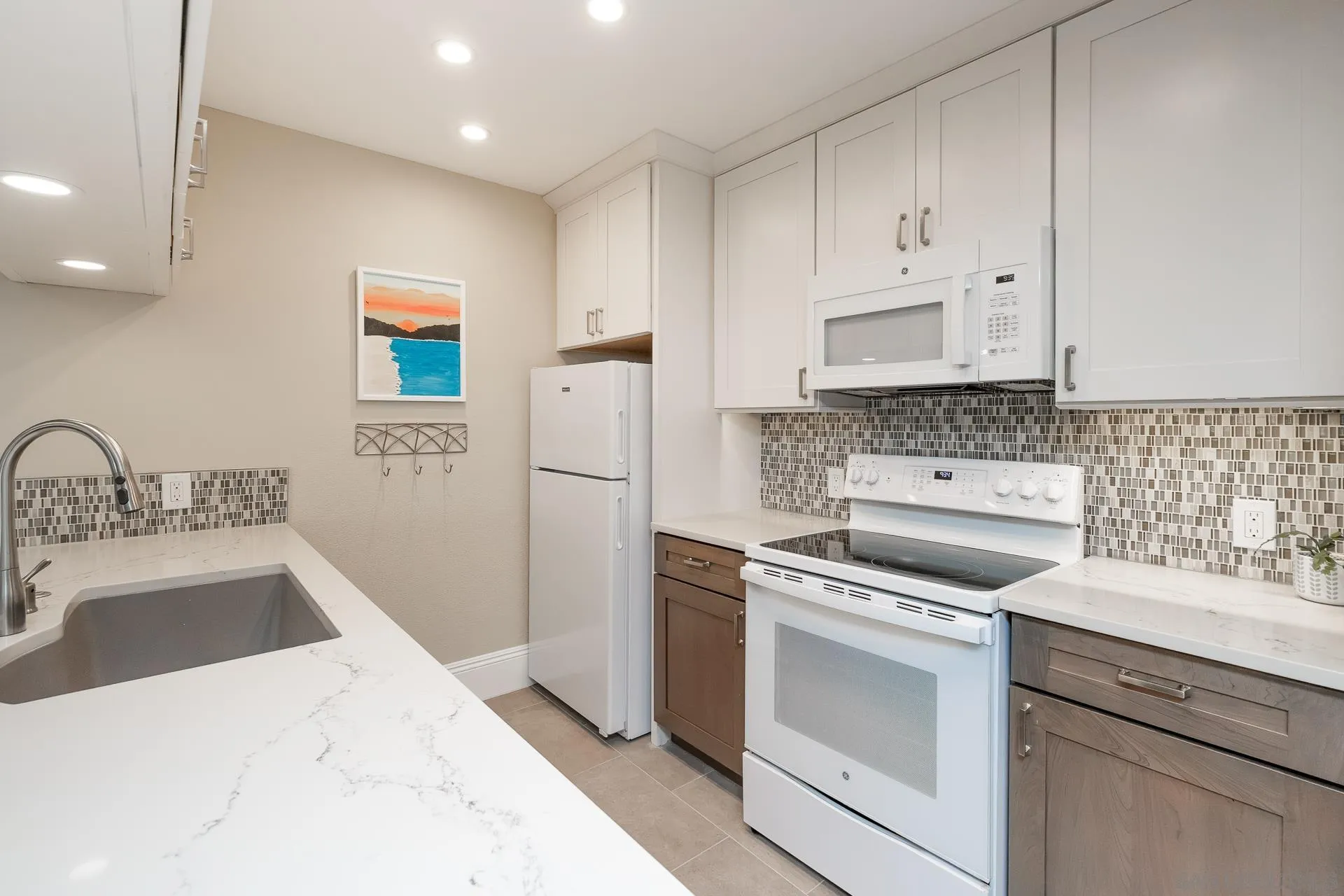 Photo #9: 260020325 Listing: Photo #9