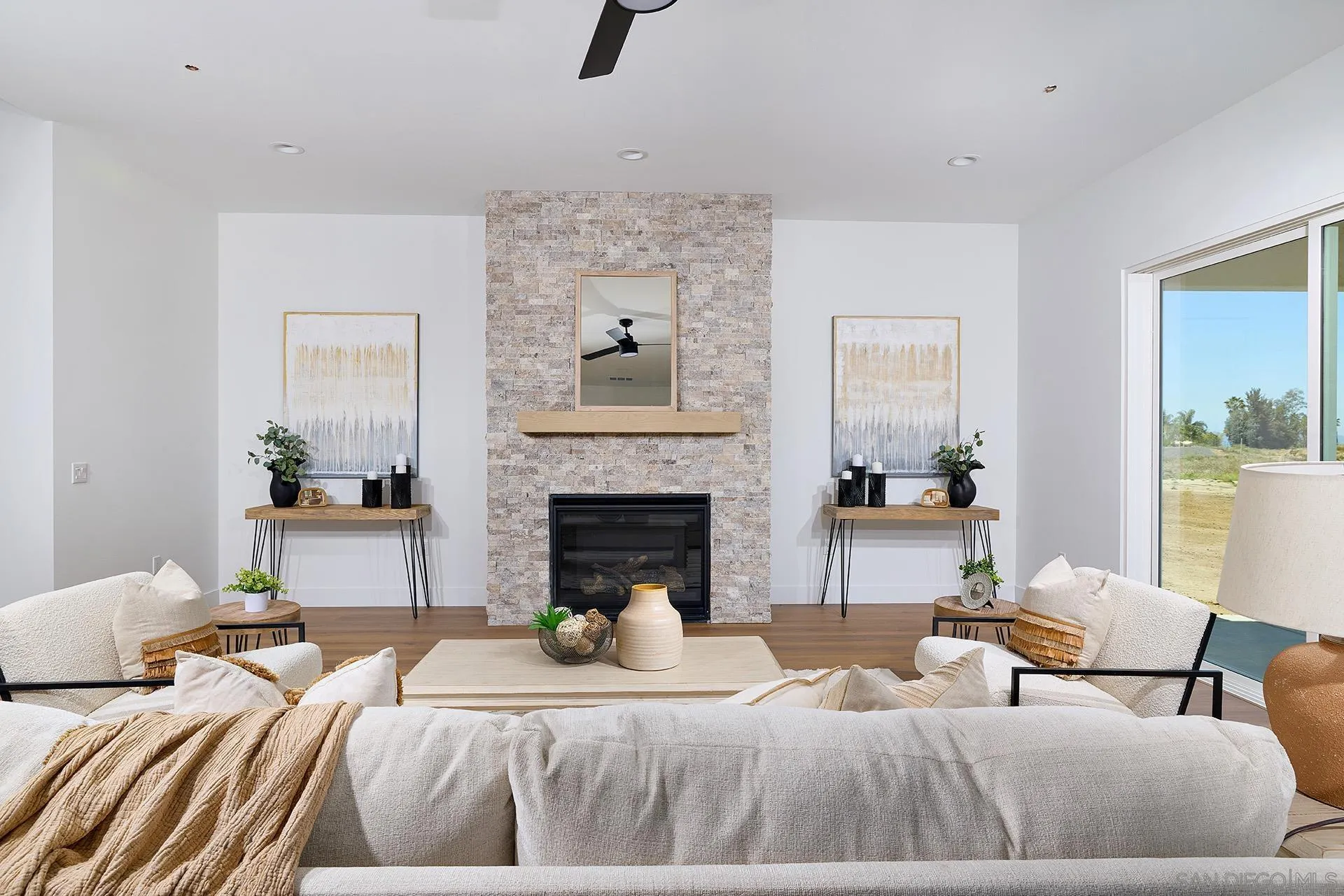 https://cdn.realtyfeed.com/cdn/127/260020326/72e8381dcff2a79262be58947849579c.webp
