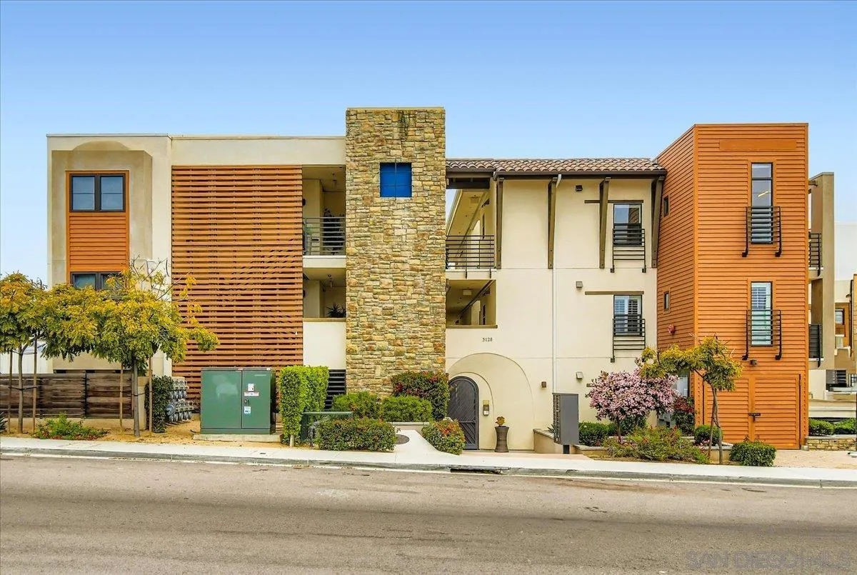 3128 Cañon St Unit 301, San Diego, CA 92106 - Photo 2 of 47, San Diego, CA