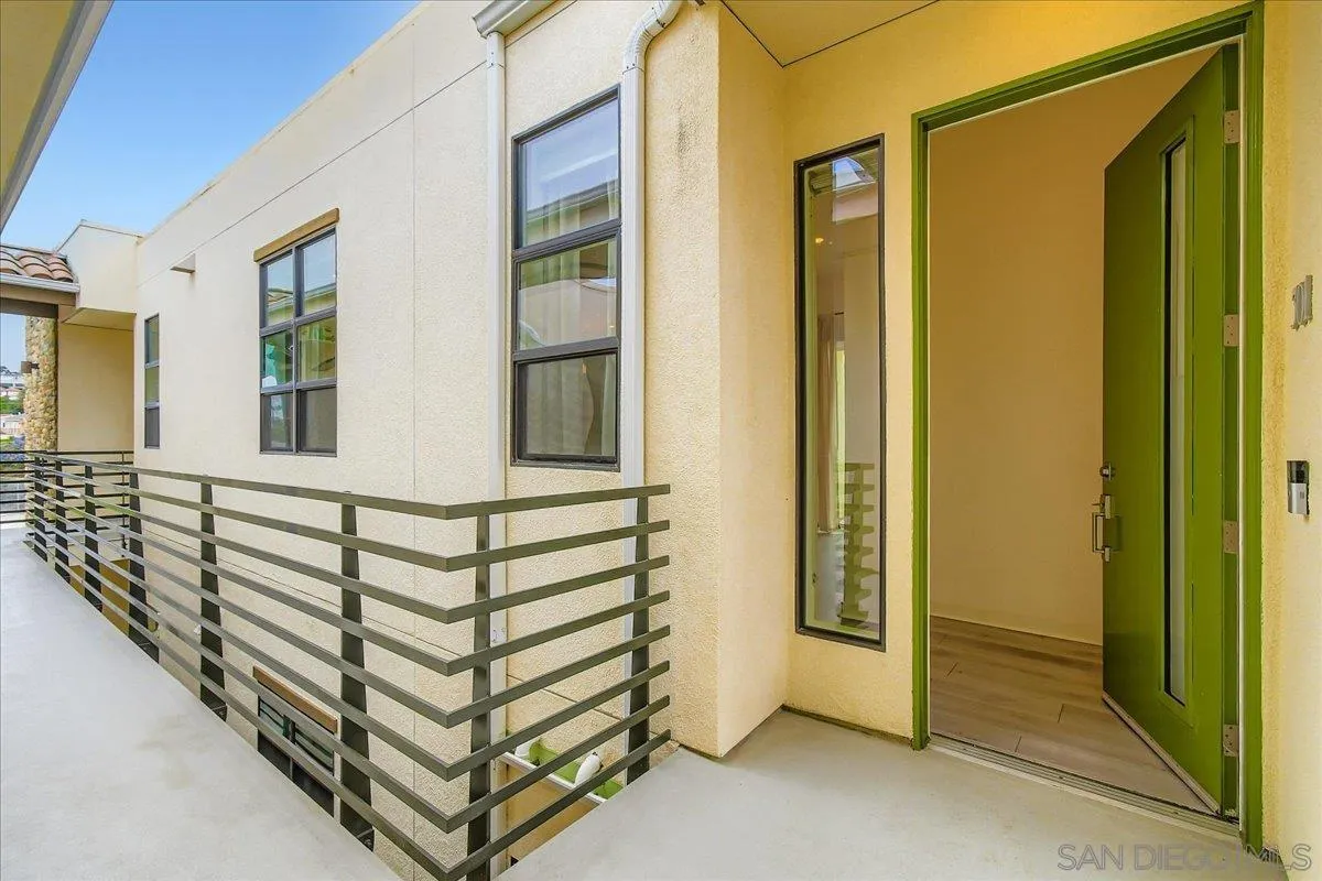 3128 Cañon St Unit 301, San Diego, CA 92106 - Photo 3 of 47, San Diego, CA