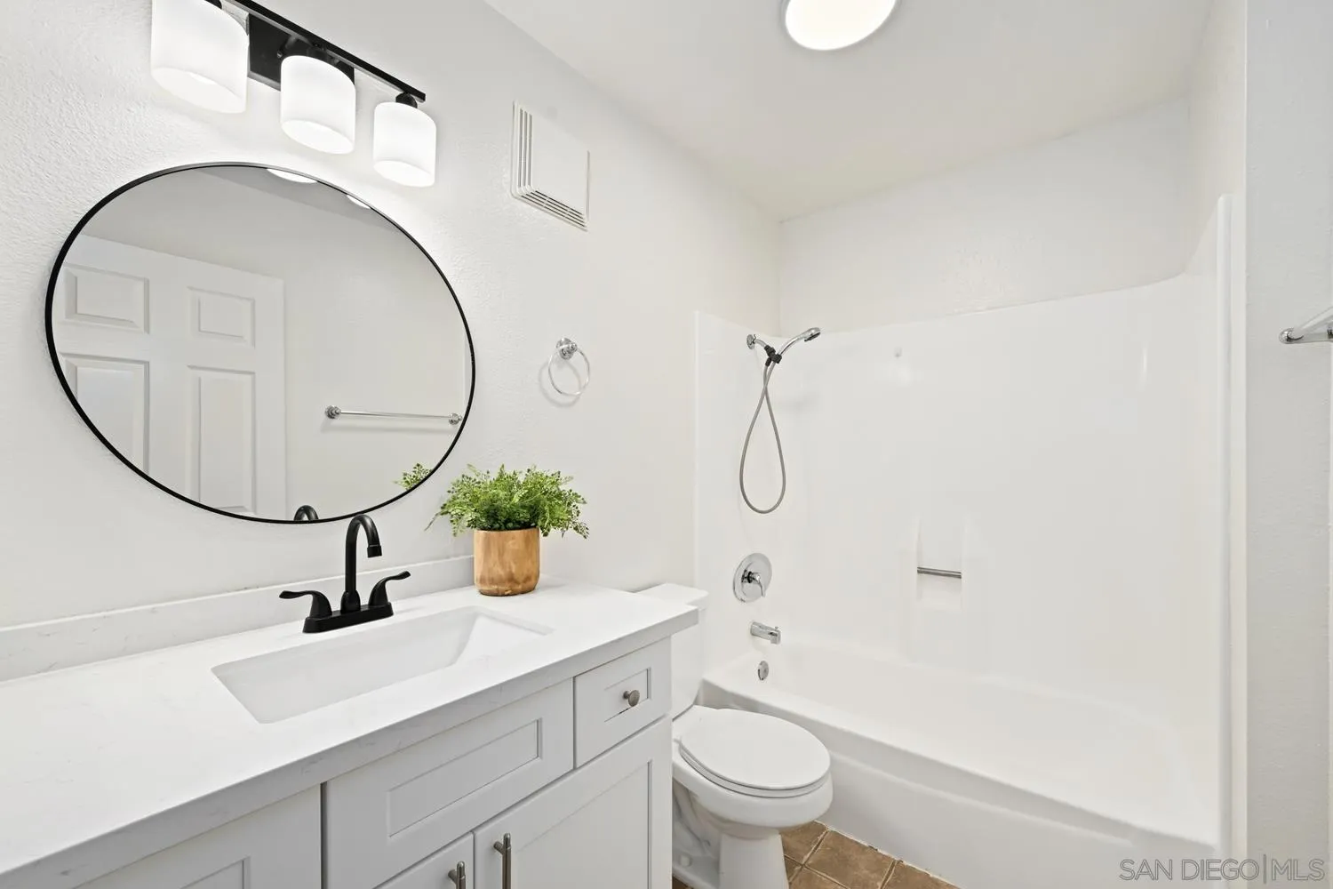 Photo #18: 260020331 Listing: Photo #18