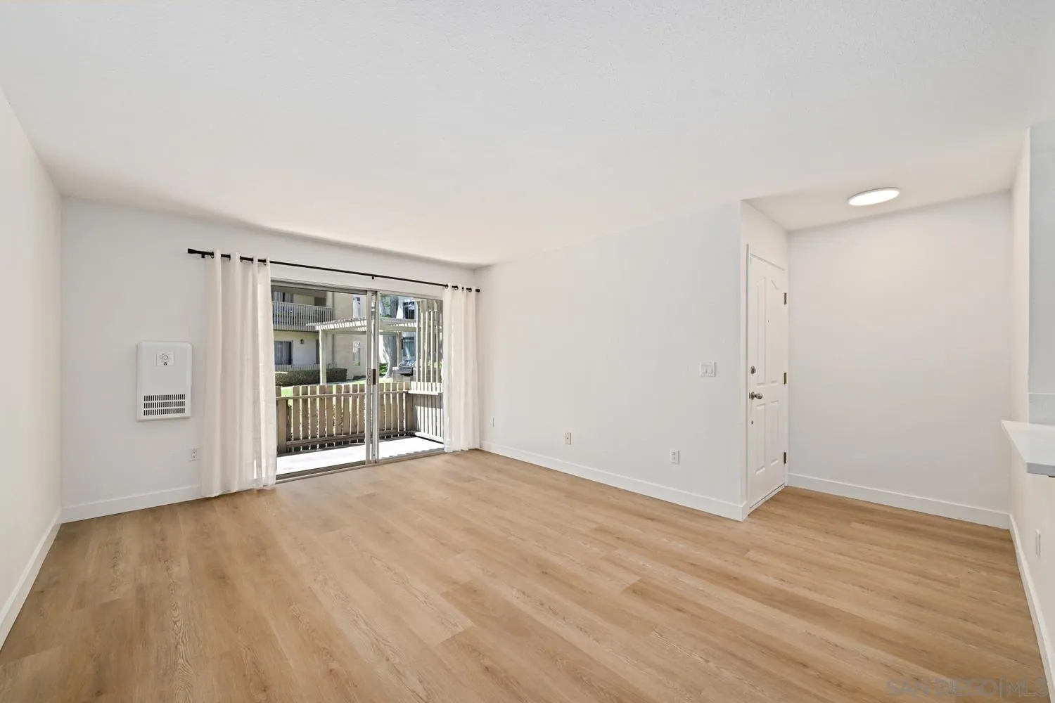 432 Edgehill Ln. Unit 145, Oceanside, CA 92054 - Photo 3 of 33, Oceanside, CA