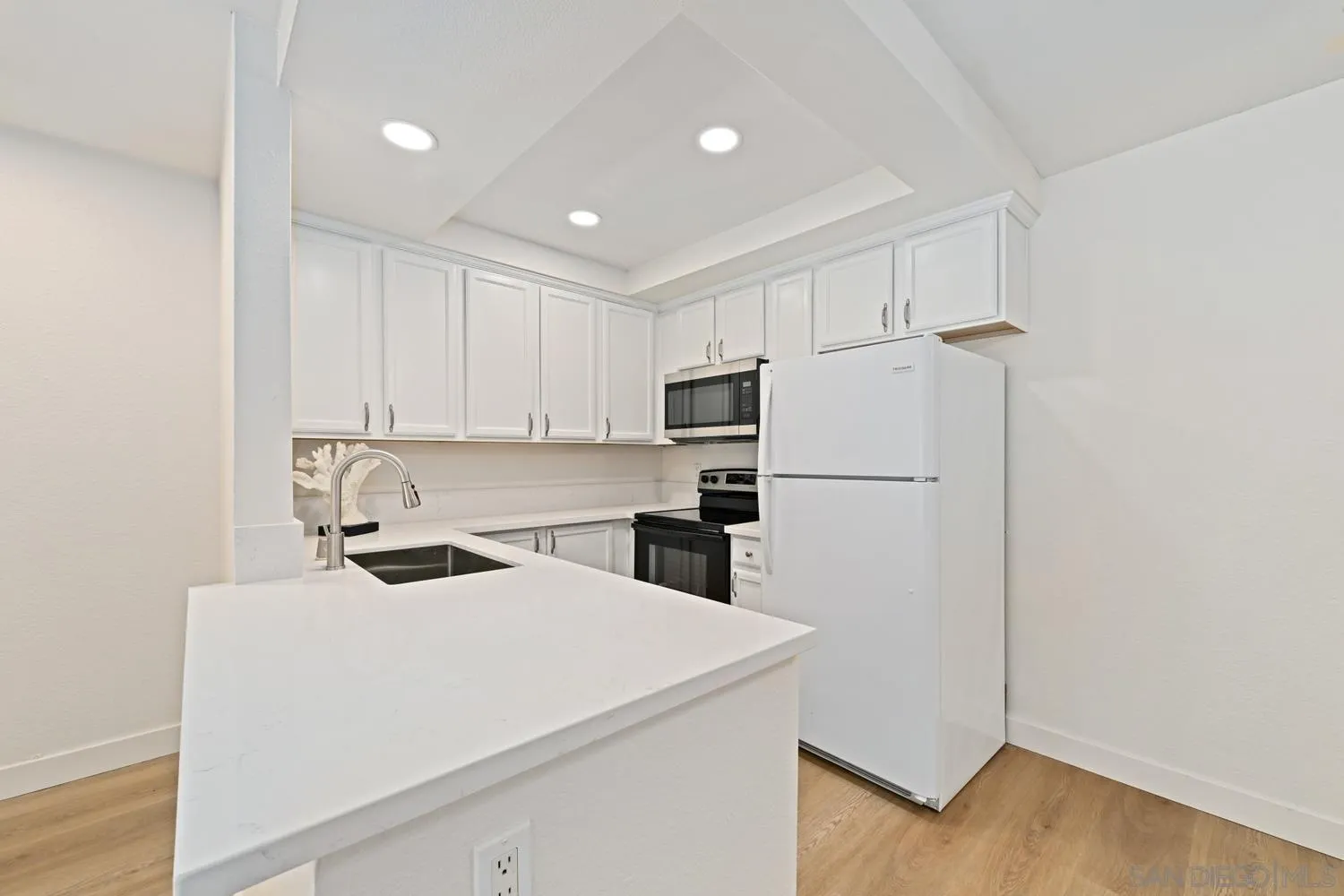 Photo #10: 260020331 Listing: Photo #10