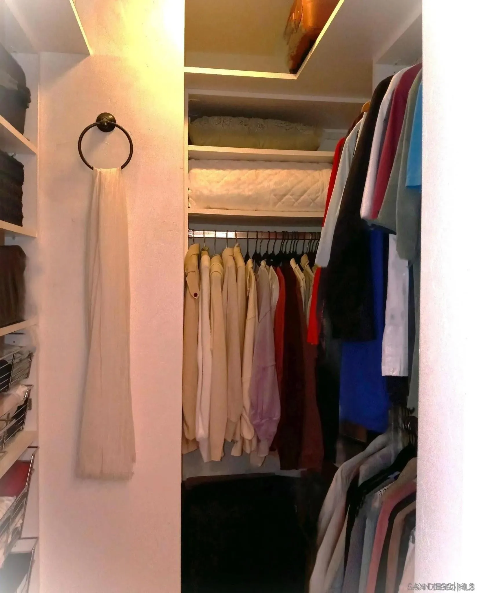 Photo #15: 260020334 Listing: Photo #15