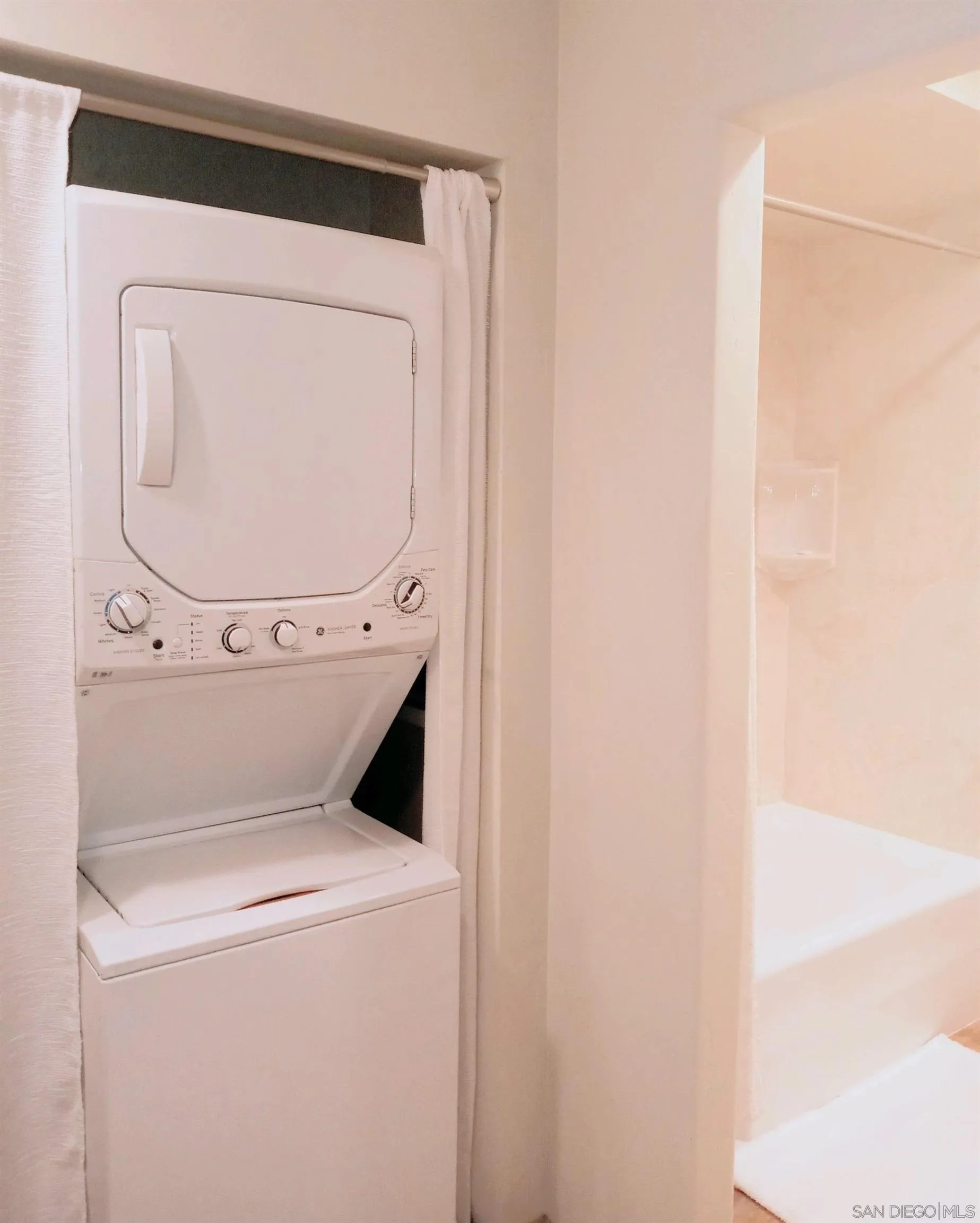 Photo #17: 260020334 Listing: Photo #17