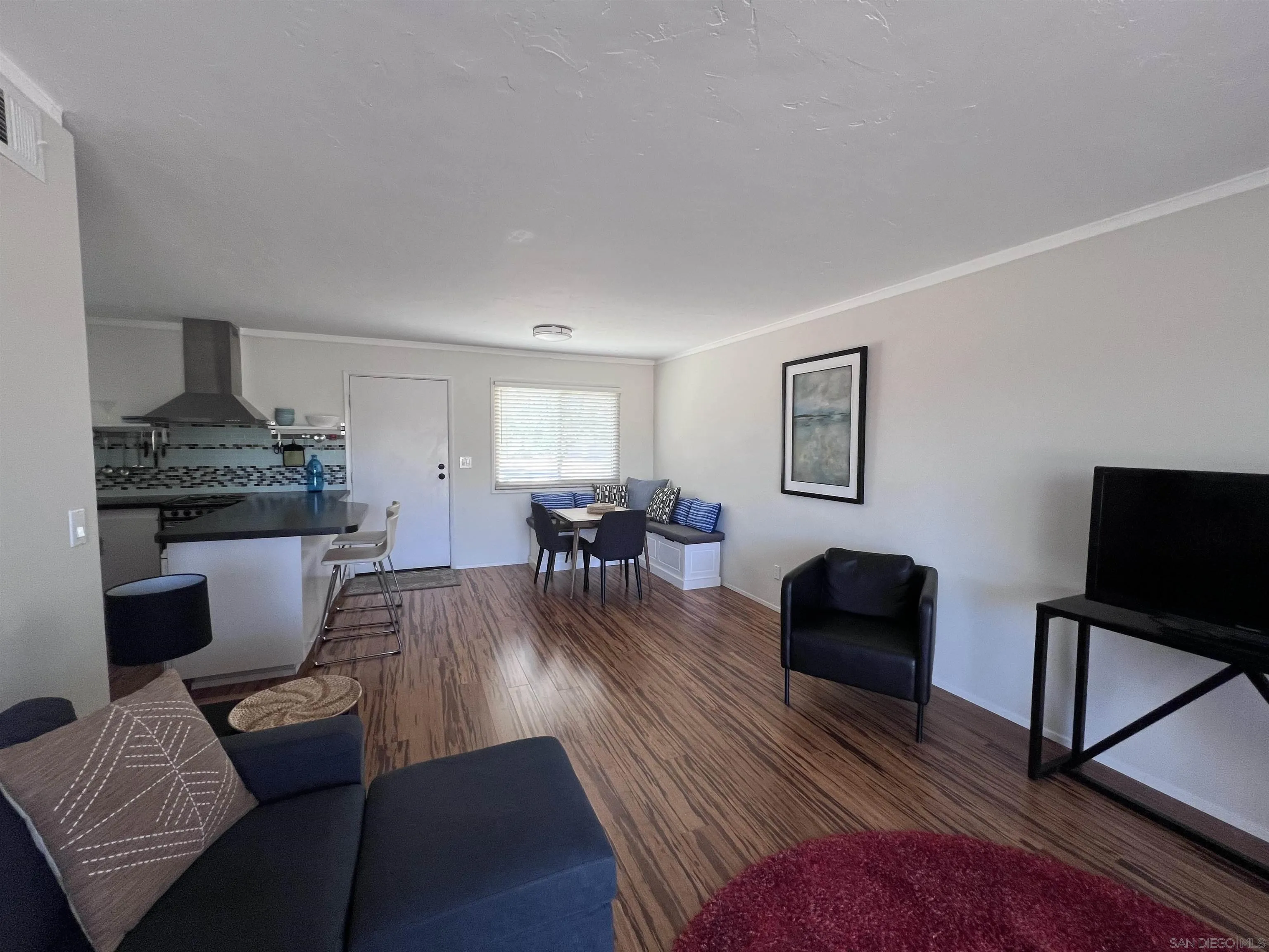 Photo #6: 260020338 Listing: Photo #6
