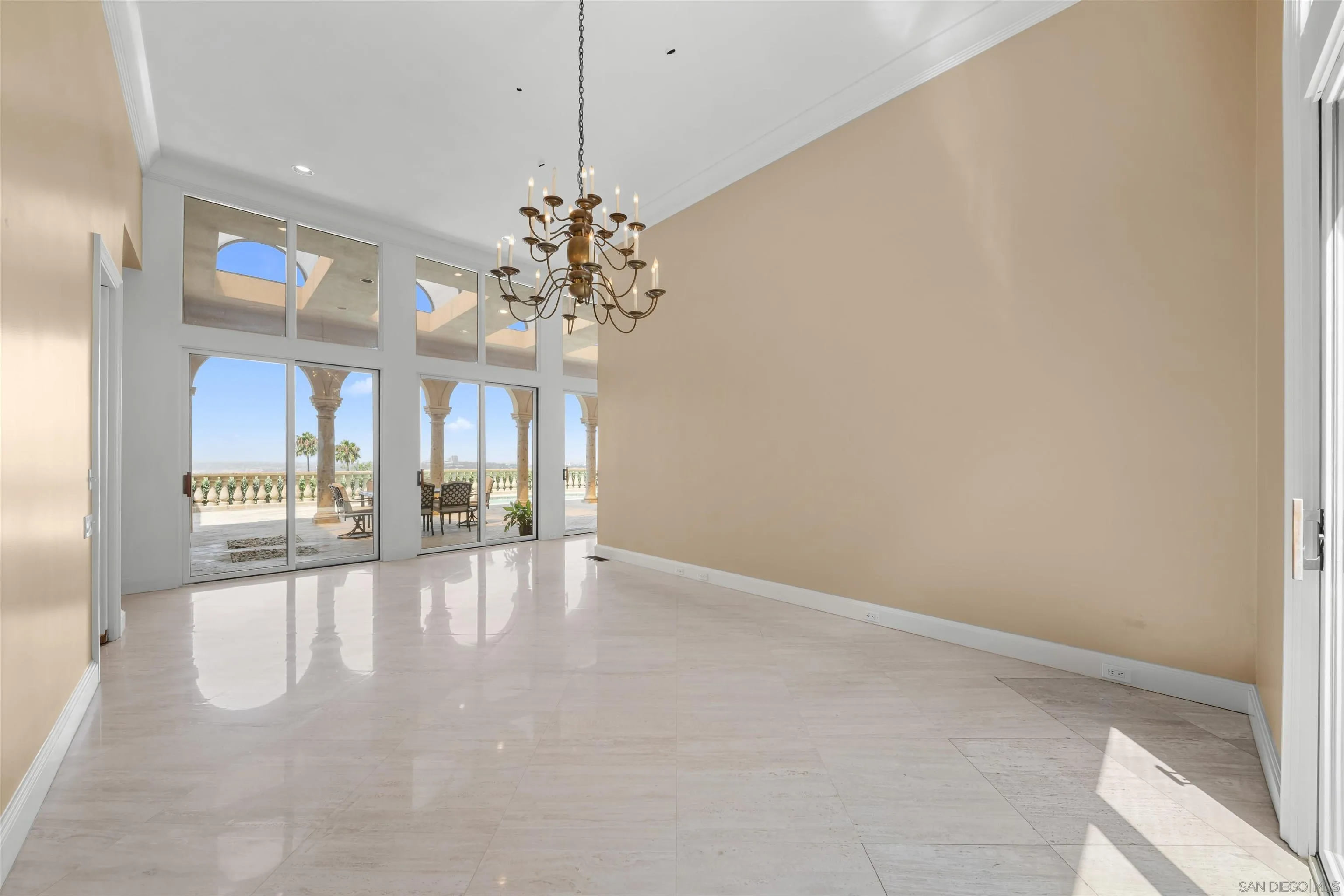 https://cdn.realtyfeed.com/cdn/127/260020340/51fe26beba2c6e2fb0c51f6d555d904e.webp