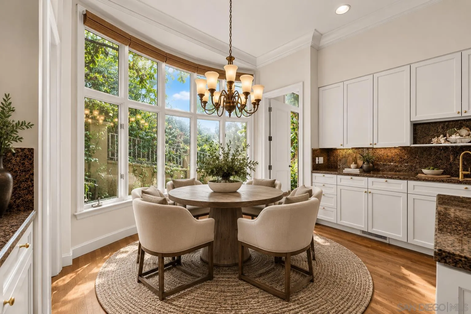 https://cdn.realtyfeed.com/cdn/127/260020340/54b8d2b48fbaf3b9bbfe0403c55dc608.webp