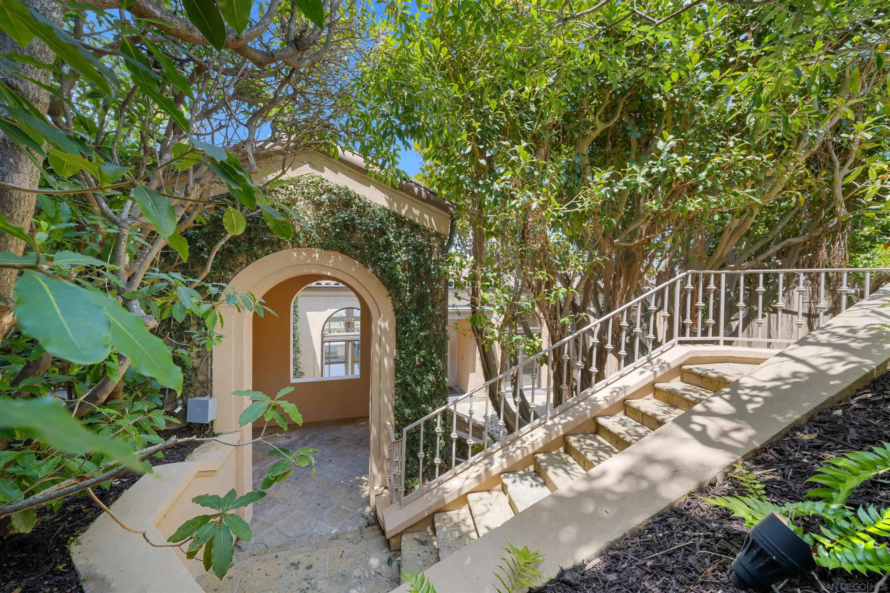 2302 Rue Adriane, La Jolla, CA 92037 - Photo 4 of 64, La Jolla, CA