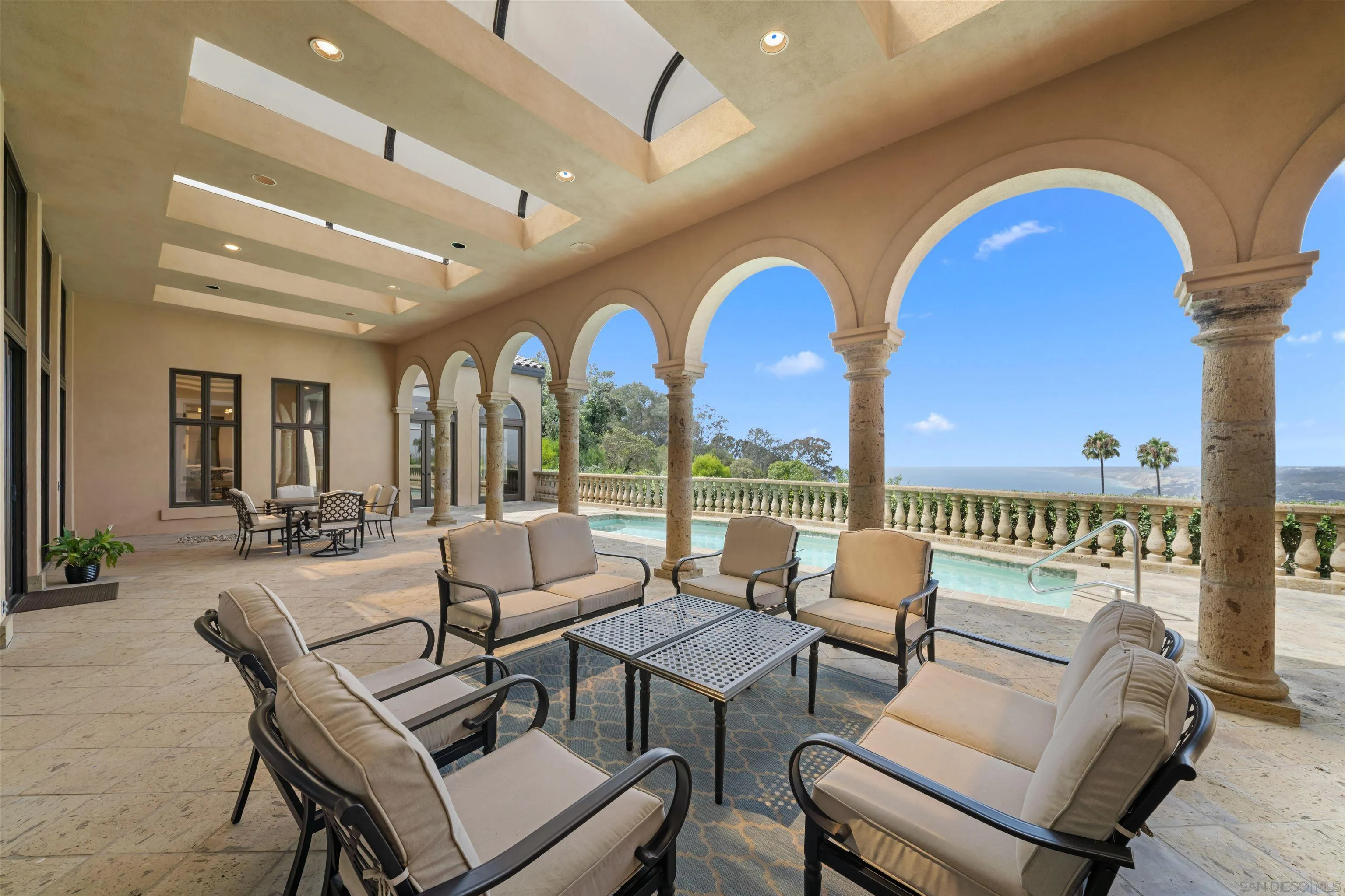 https://cdn.realtyfeed.com/cdn/127/260020340/c42c48d80bd0ac00afc95b95704eb0d5.webp