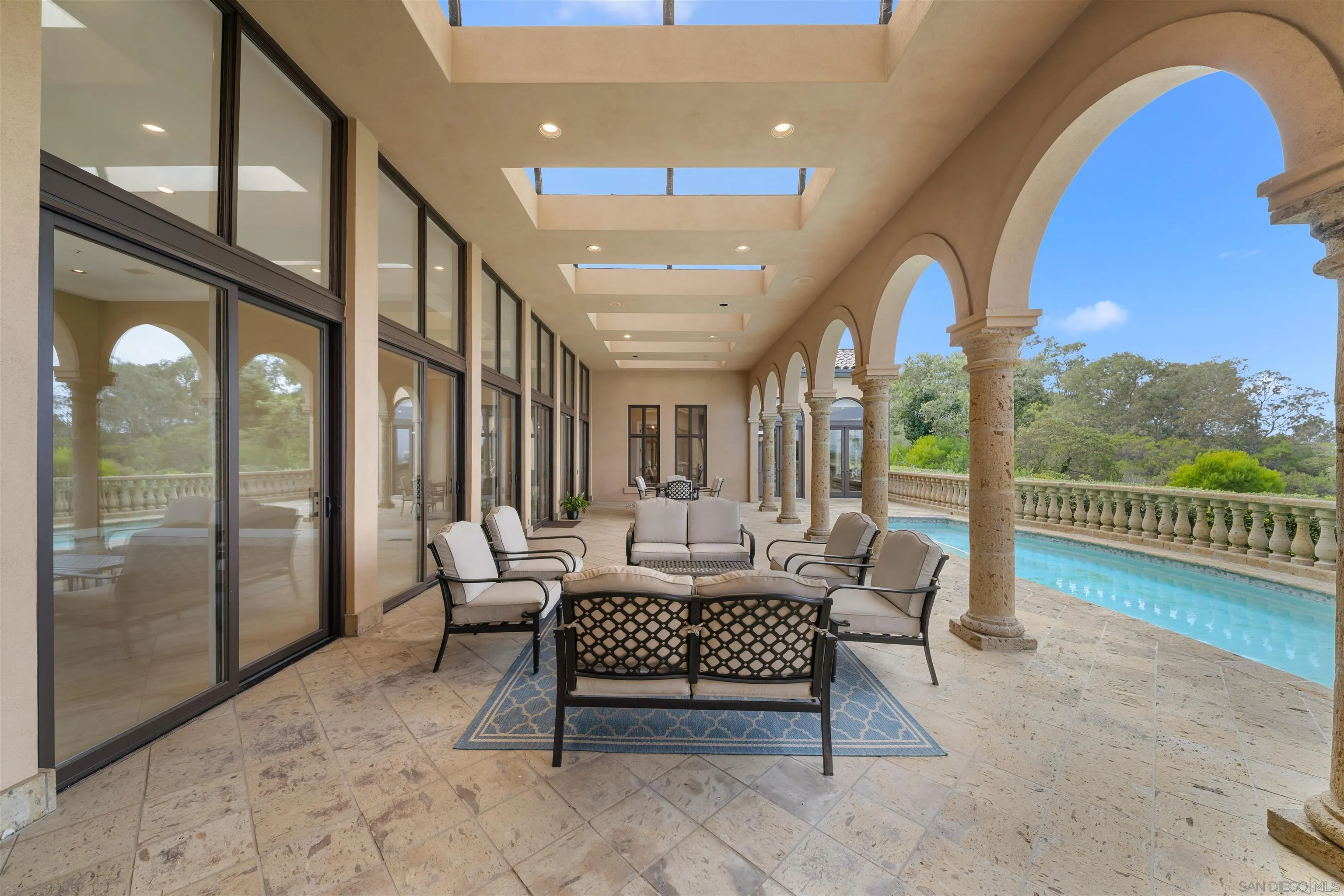 https://cdn.realtyfeed.com/cdn/127/260020340/fb83cf3d4c7ed54095c9831d0d3925c3.webp