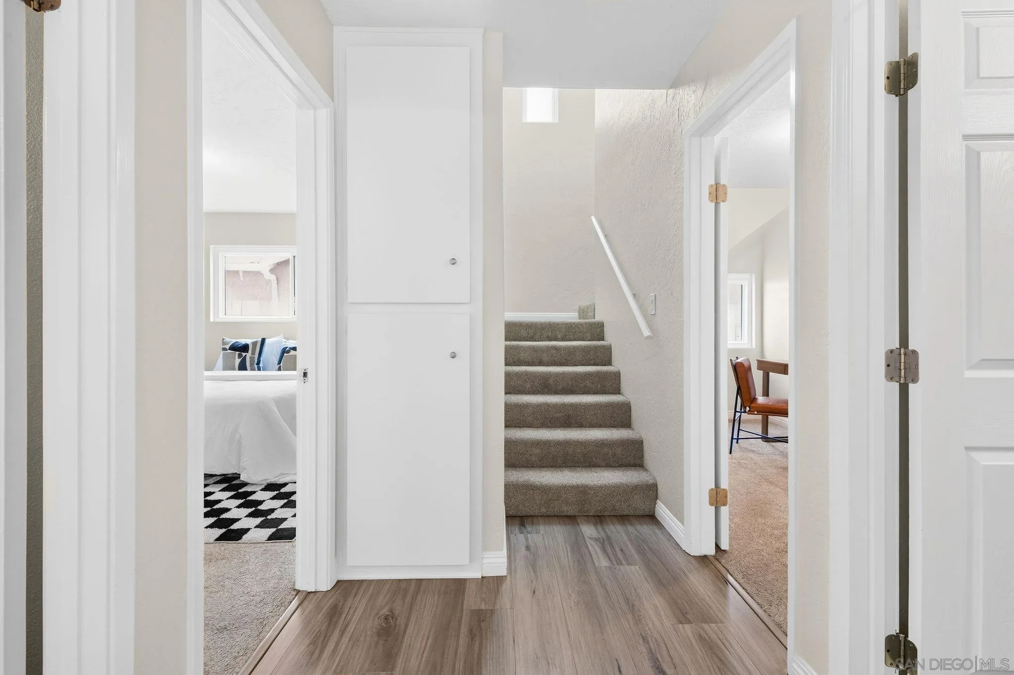 https://cdn.realtyfeed.com/cdn/127/260020341/8136f6aaae3c5e46dea76272ace55caf.webp