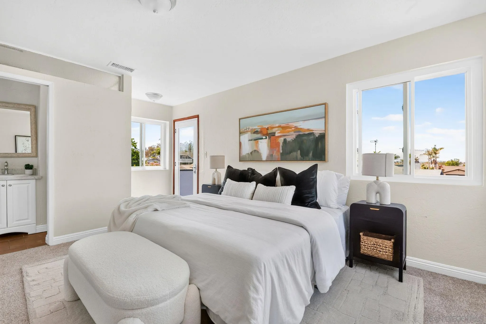https://cdn.realtyfeed.com/cdn/127/260020341/816c74020f15c0a65b2cb50581895bfc.webp