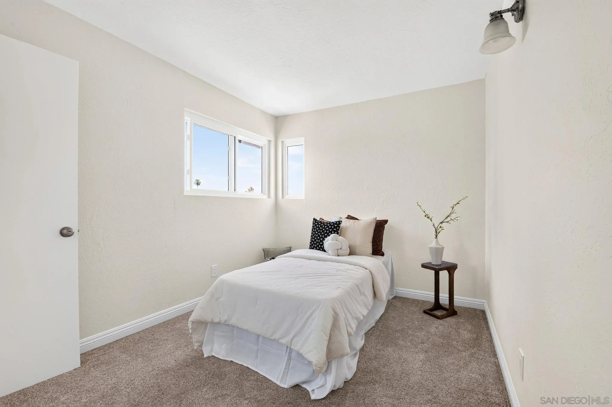 https://cdn.realtyfeed.com/cdn/127/260020341/a0ef34ff2b9457b6983ec818b8966886.webp