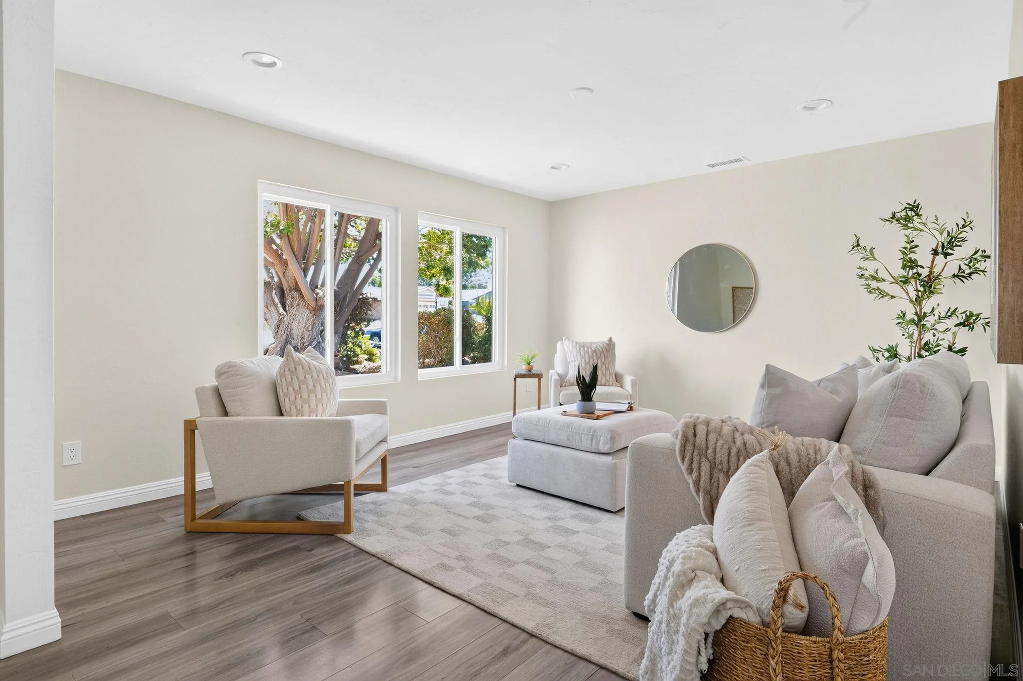 10170 Lady Bess Way, San Diego, CA 92126 - Photo 5 of 36, San Diego, CA