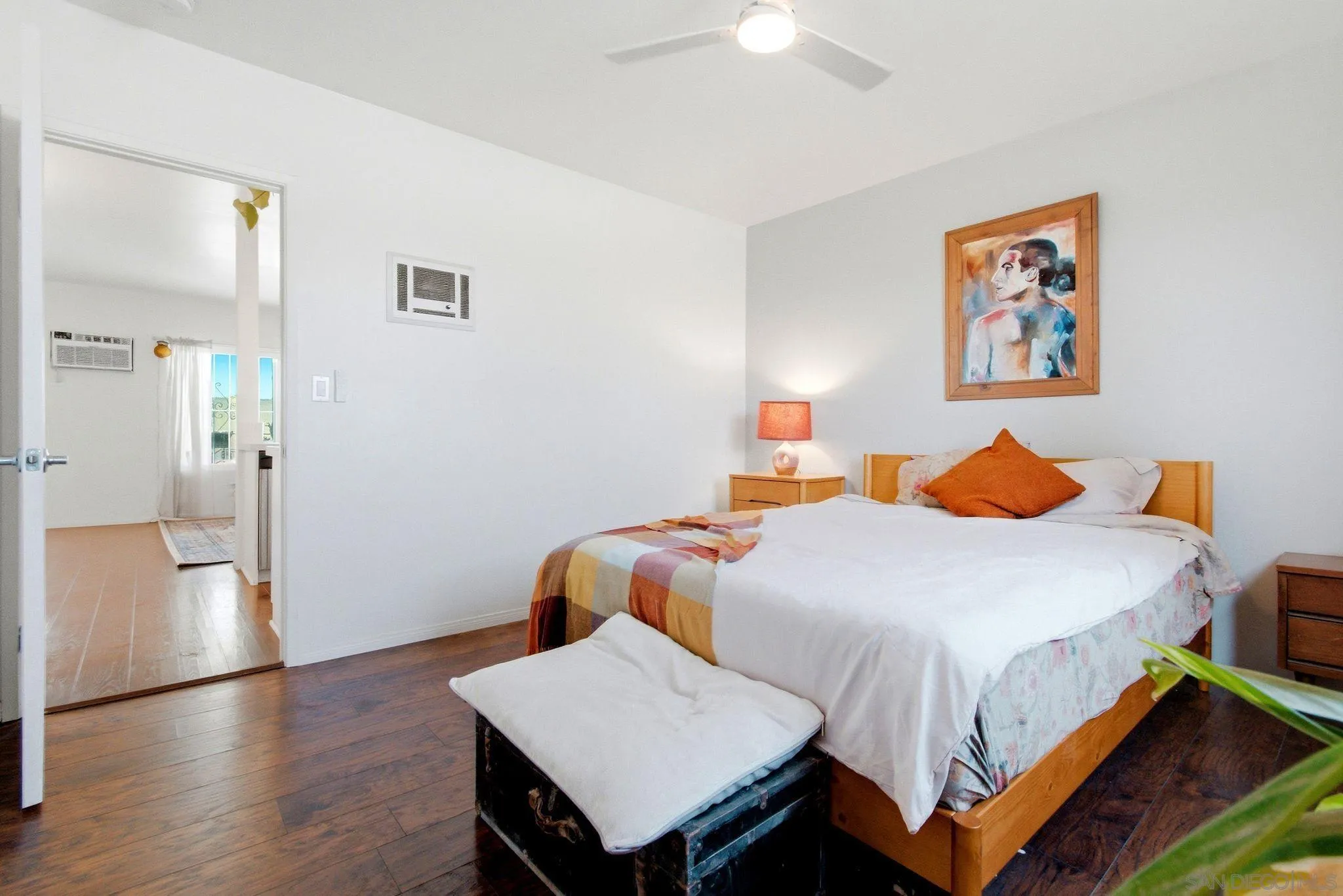 Photo #12: 260020343 Listing: Photo #12