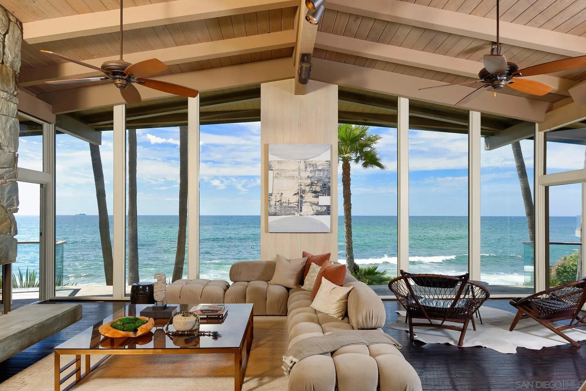 https://cdn.realtyfeed.com/cdn/127/260020344/210f38122c3544e959406d9eeca38a02.webp