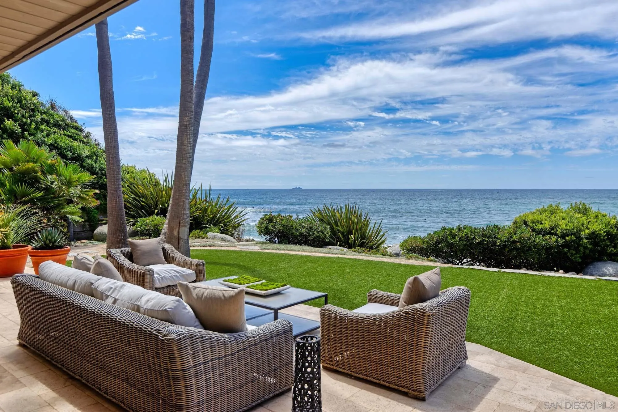 https://cdn.realtyfeed.com/cdn/127/260020344/37ad37368a0c961ff8af4b3329ac5b7e.webp