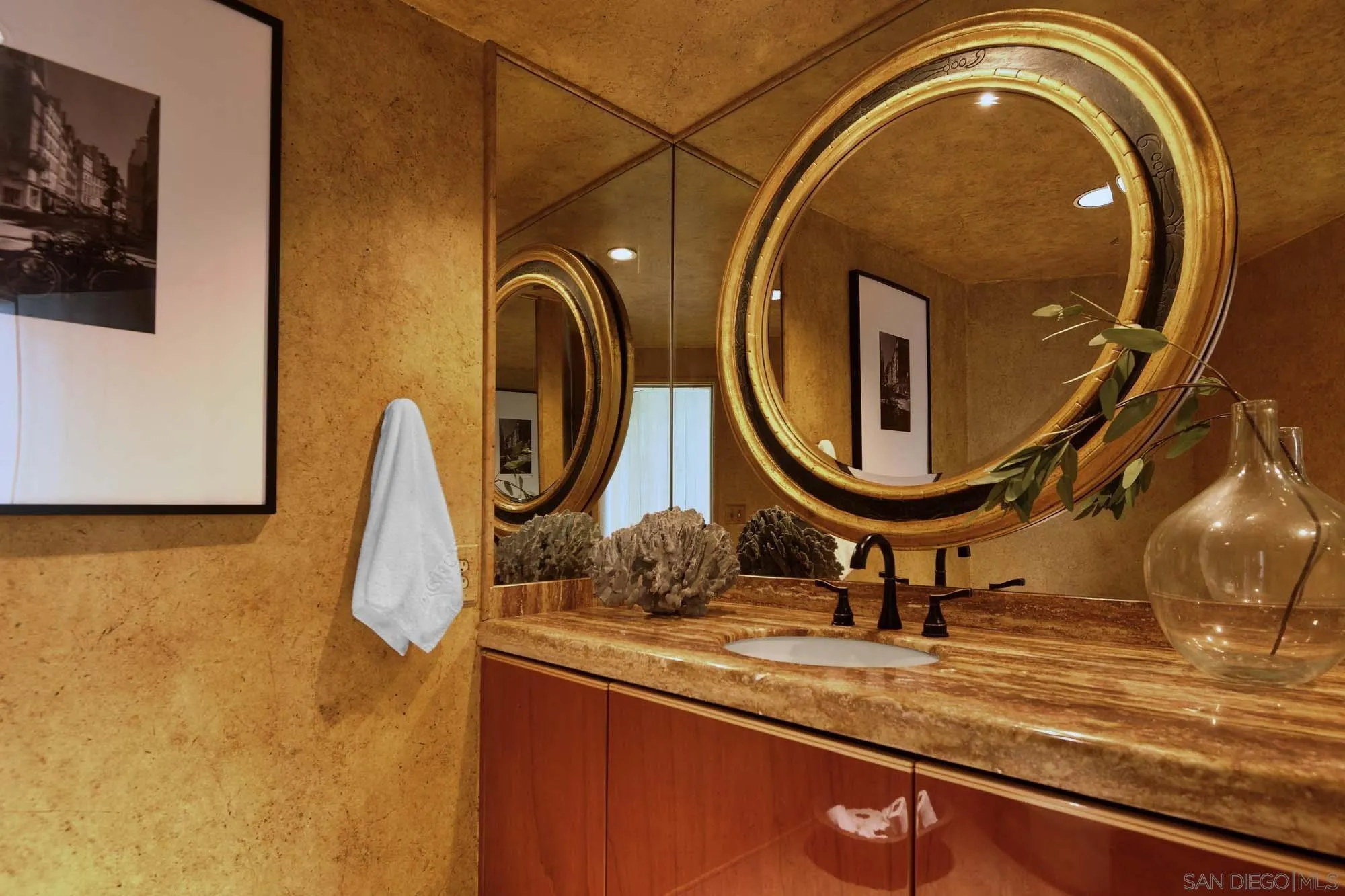 https://cdn.realtyfeed.com/cdn/127/260020344/5291c8444f0fbd63f233bd21dc1b7c79.webp
