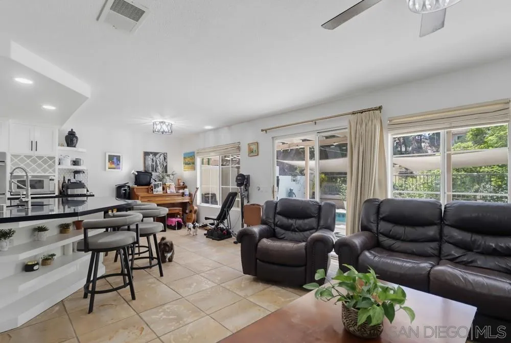 Photo #16: 260020346 Listing: Photo #16