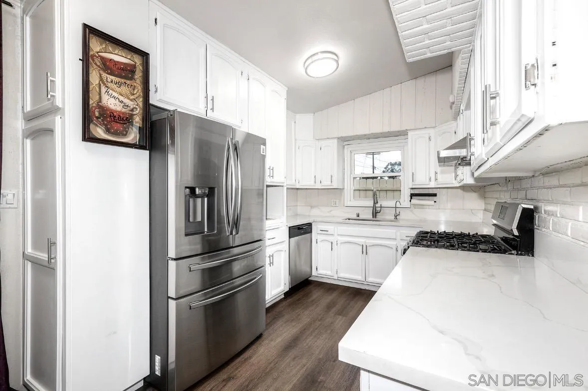 https://cdn.realtyfeed.com/cdn/127/260020348/ef8786cbdc1e60caa4f46659e759f5c2.webp