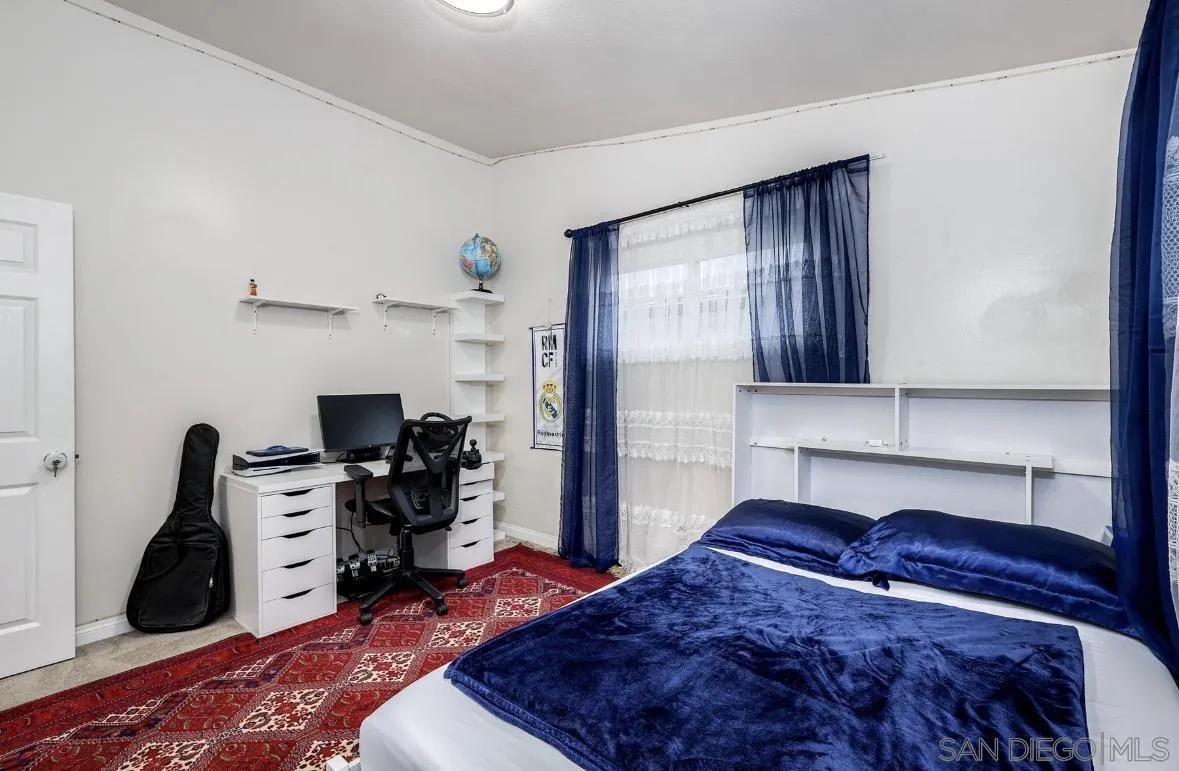 https://cdn.realtyfeed.com/cdn/127/260020348/f30d85690553b31bf86dbe22587fc1b0.webp