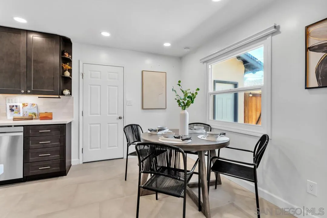 https://cdn.realtyfeed.com/cdn/127/260020355/0e33d8f30aec88231fca623e01c39097.webp