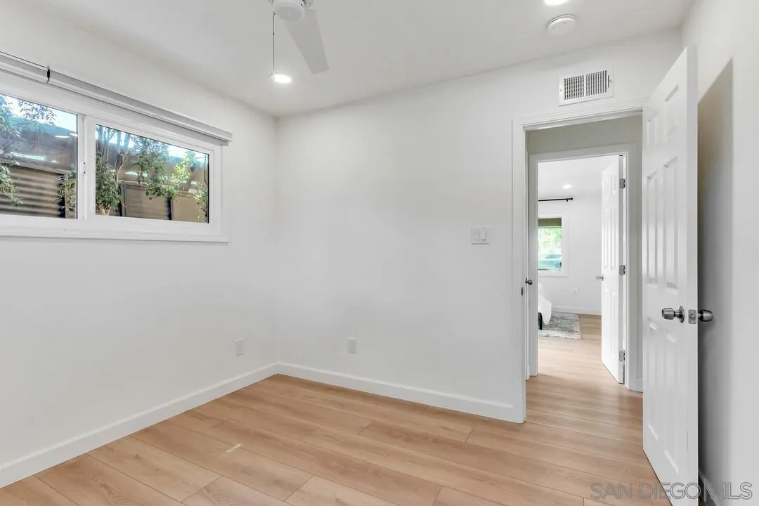 https://cdn.realtyfeed.com/cdn/127/260020355/57e388abda6a7cd6f568300795e7e340.webp