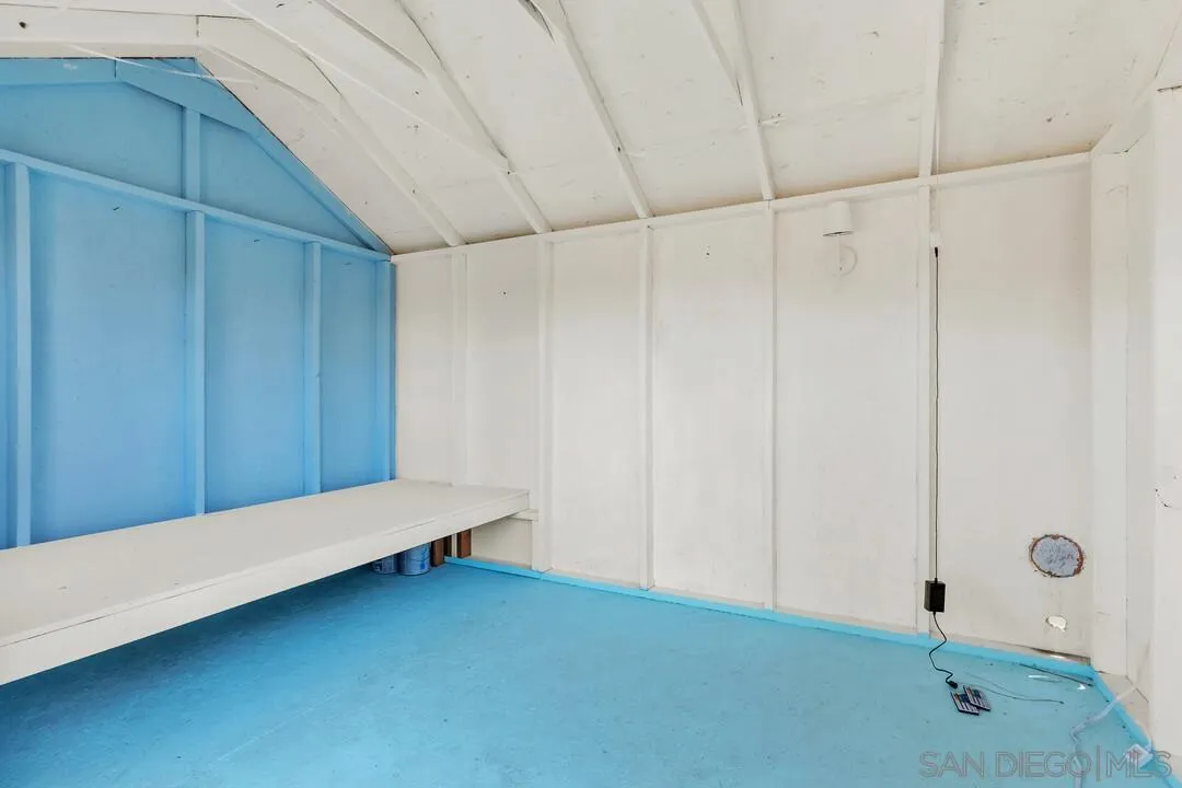 https://cdn.realtyfeed.com/cdn/127/260020355/cdc7fd3d201a53de399c9a73e1fa60a7.webp