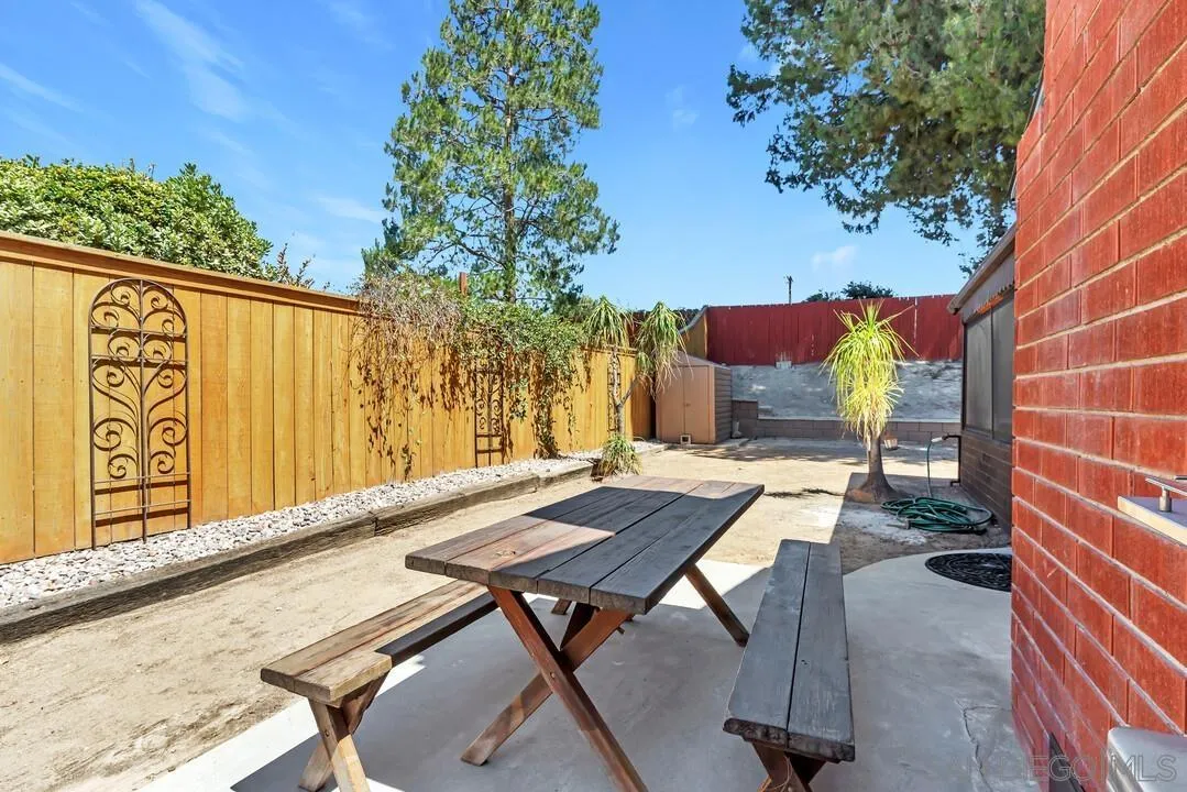 https://cdn.realtyfeed.com/cdn/127/260020355/d50d1c604100d2ddceb3739548f24b2a.webp