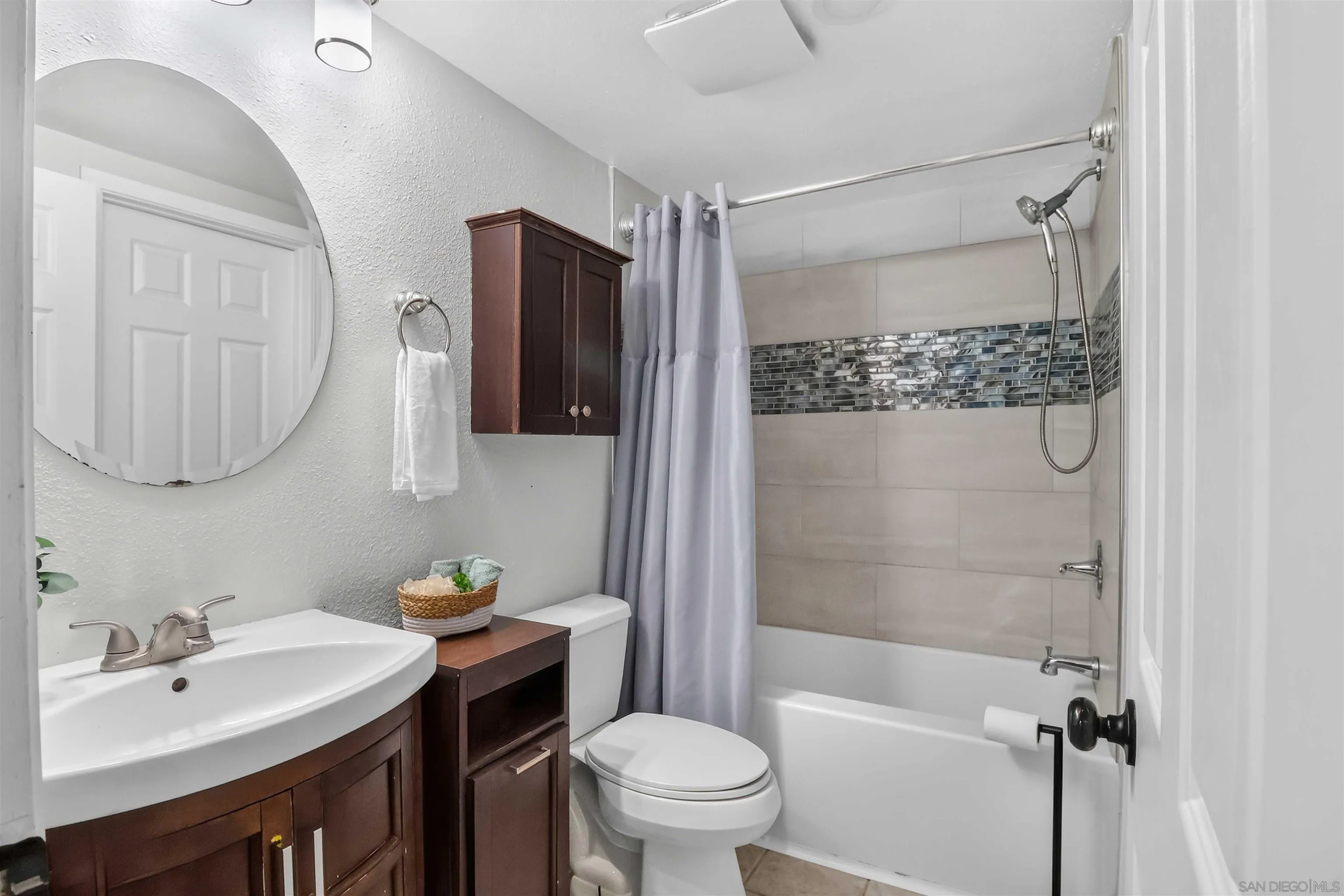 Photo #10: 260020357 Listing: Photo #10