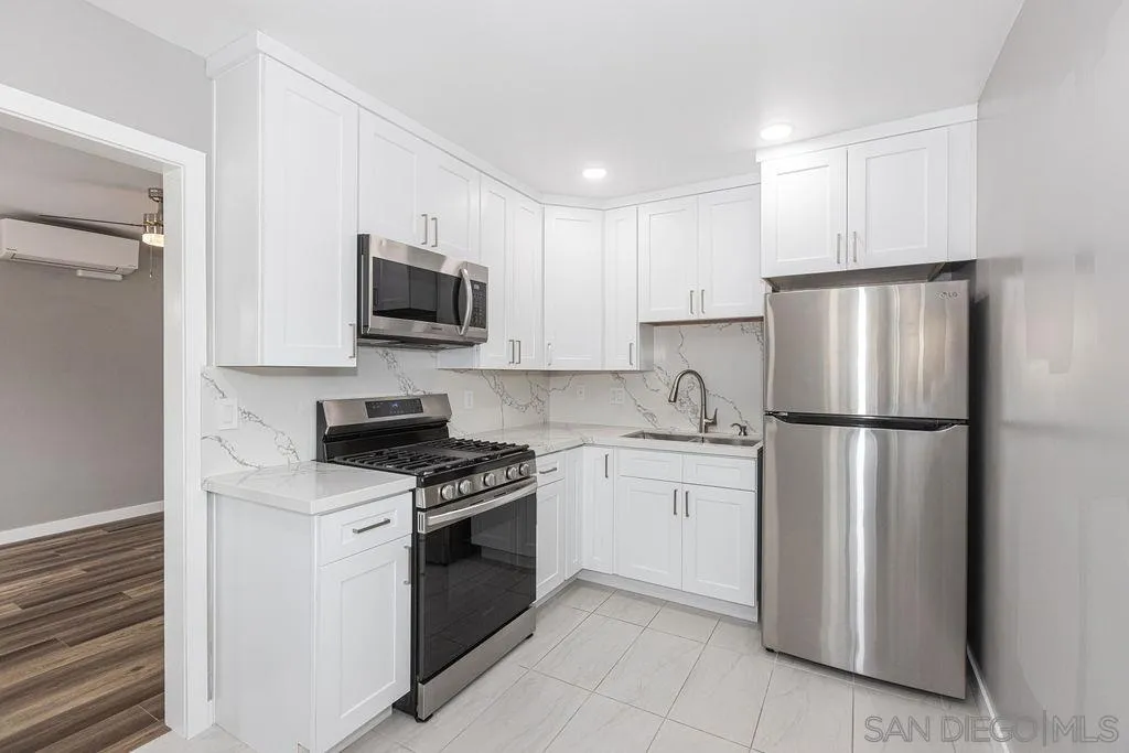 3177 Elm St., San Diego, CA 92102 - Photo 4 of 22, San Diego, CA