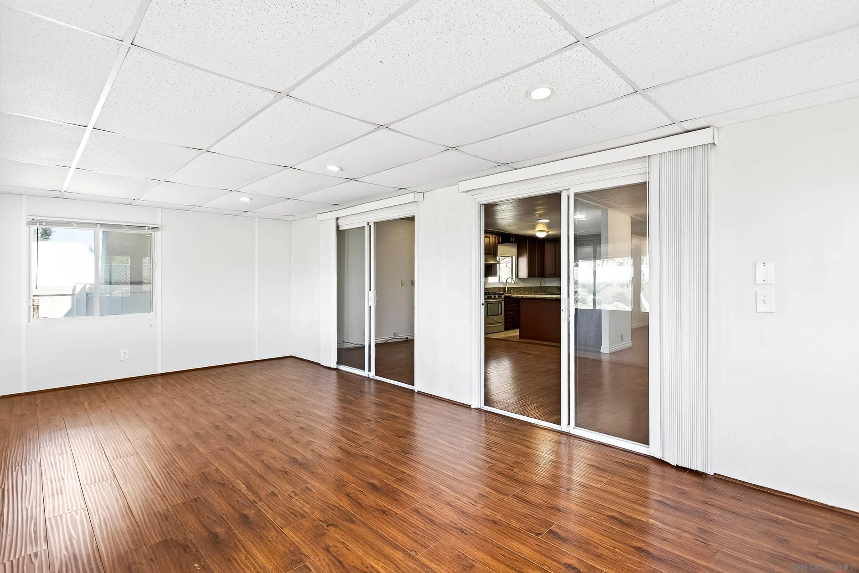 https://cdn.realtyfeed.com/cdn/127/260020359/4481a6ac4fcc9d6922f0b51df2858e10.webp