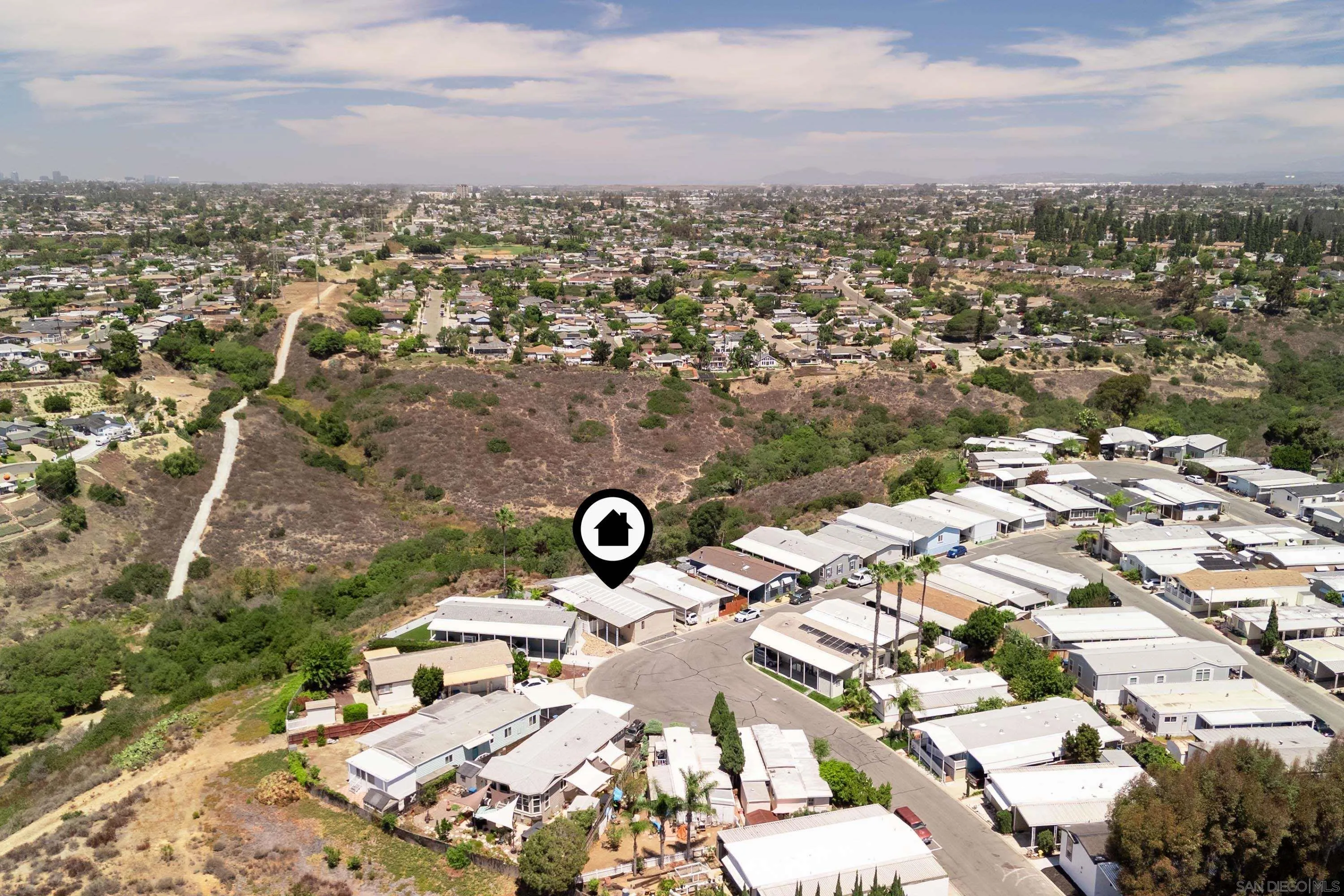 https://cdn.realtyfeed.com/cdn/127/260020359/a980ac6a5f2118d7fa3eb8545b62abb1.webp