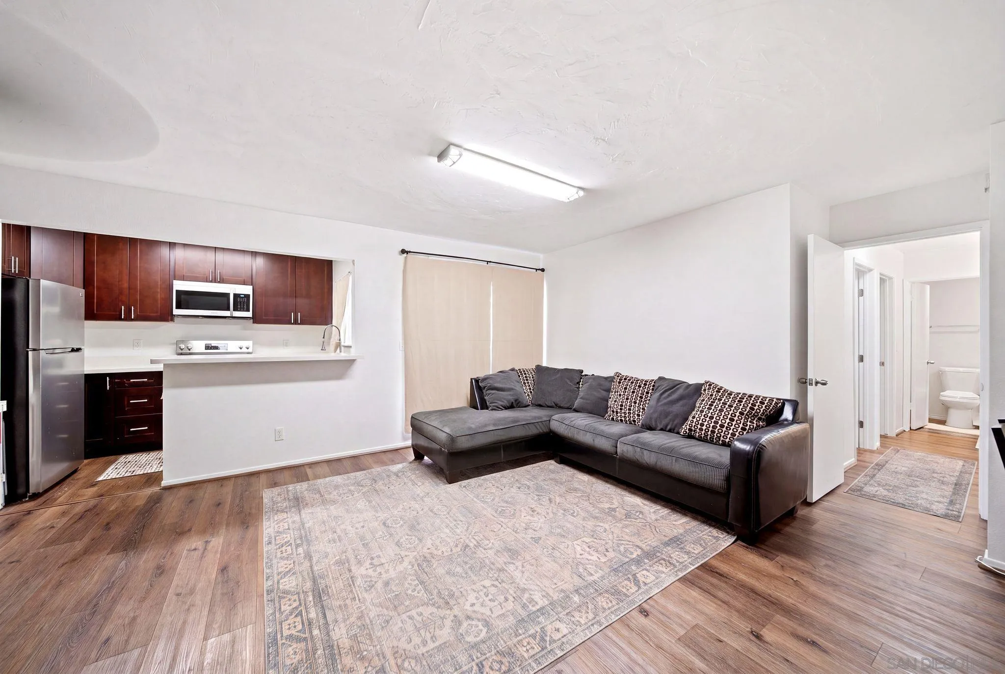 https://cdn.realtyfeed.com/cdn/127/260020360/16ee807220f5aca88984595259f8f419.webp
