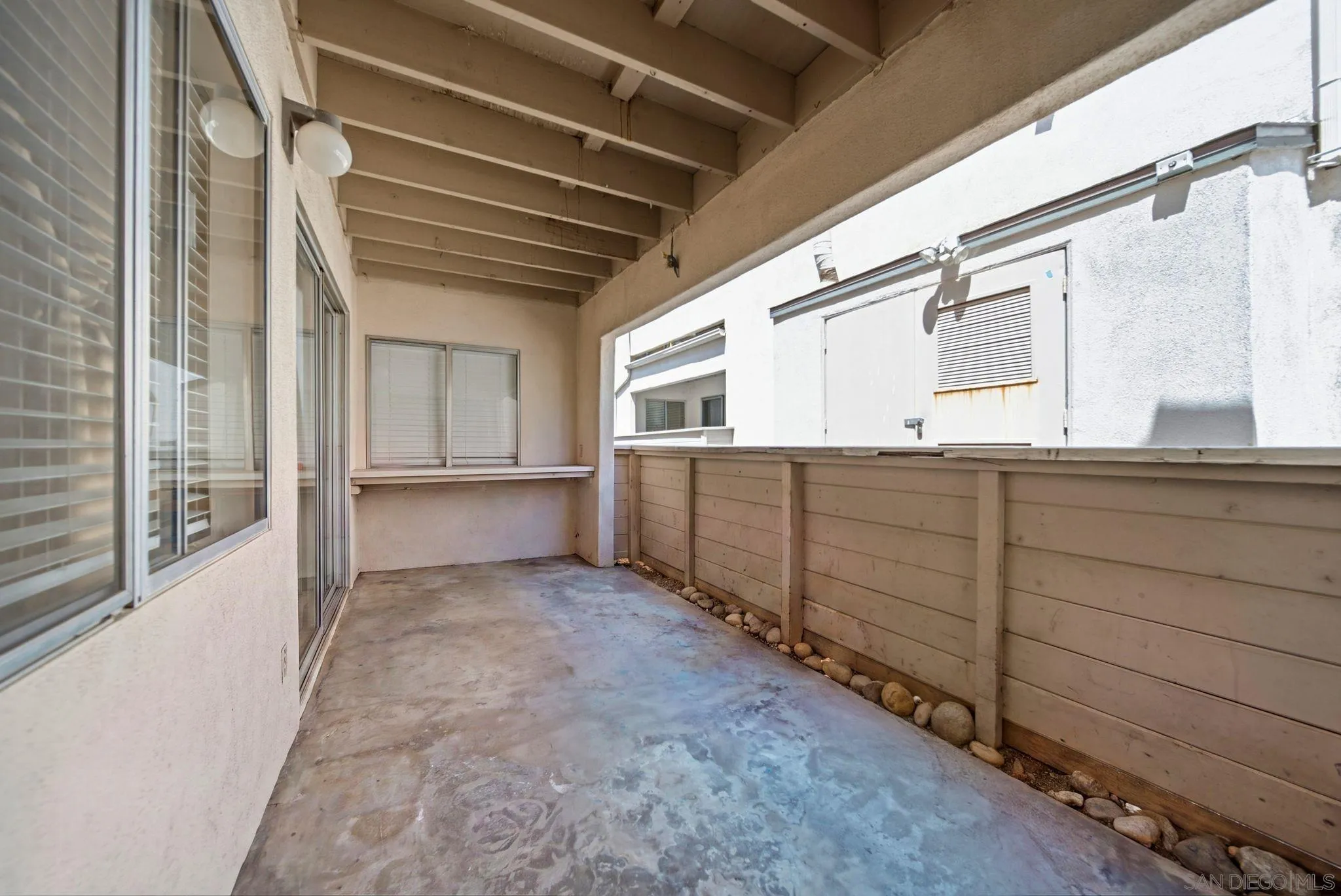 https://cdn.realtyfeed.com/cdn/127/260020360/e854ce672b8d06f3a00ae895ccee8c2d.webp