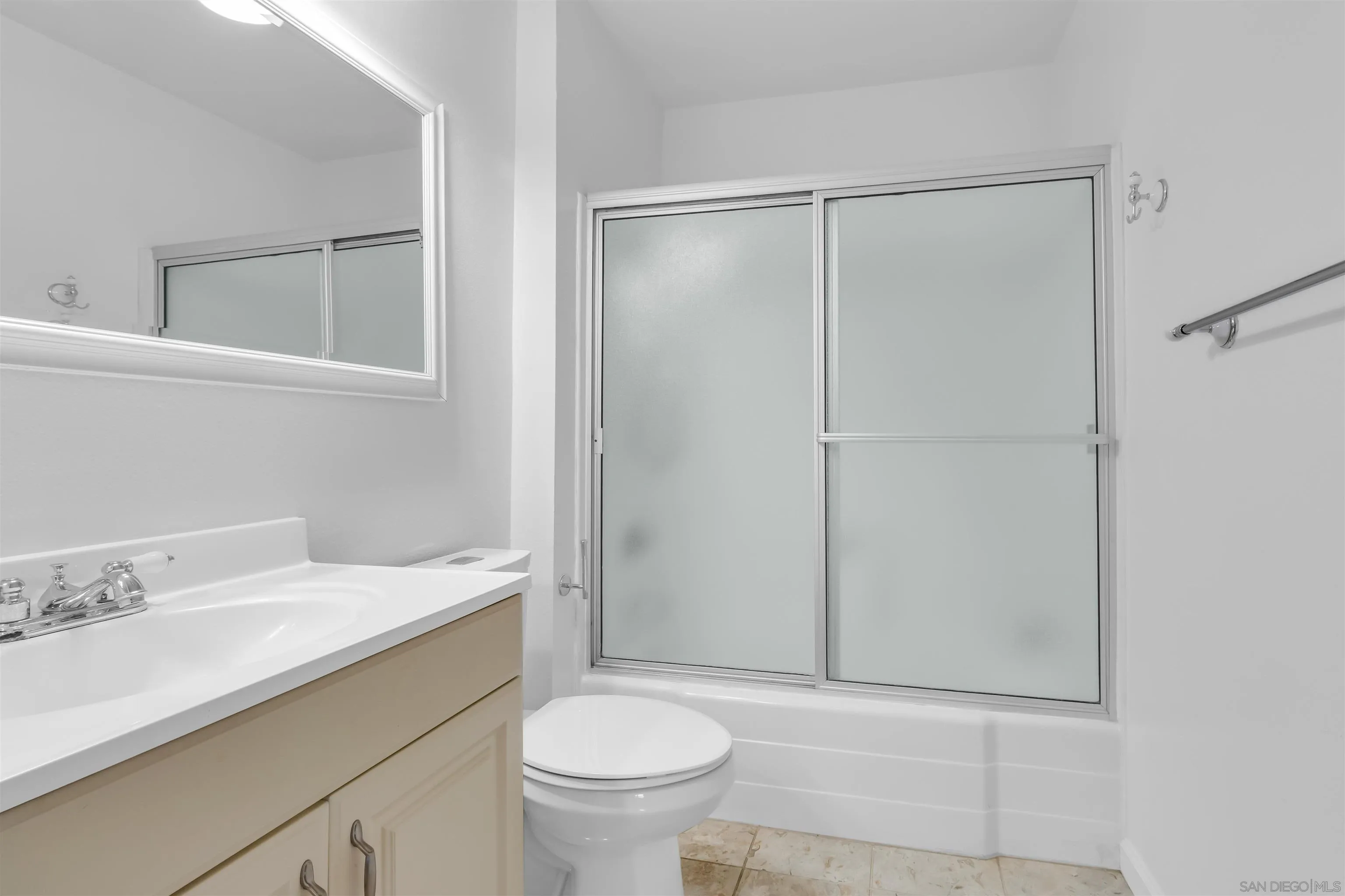 Photo #19: 260020362 Listing: Photo #19