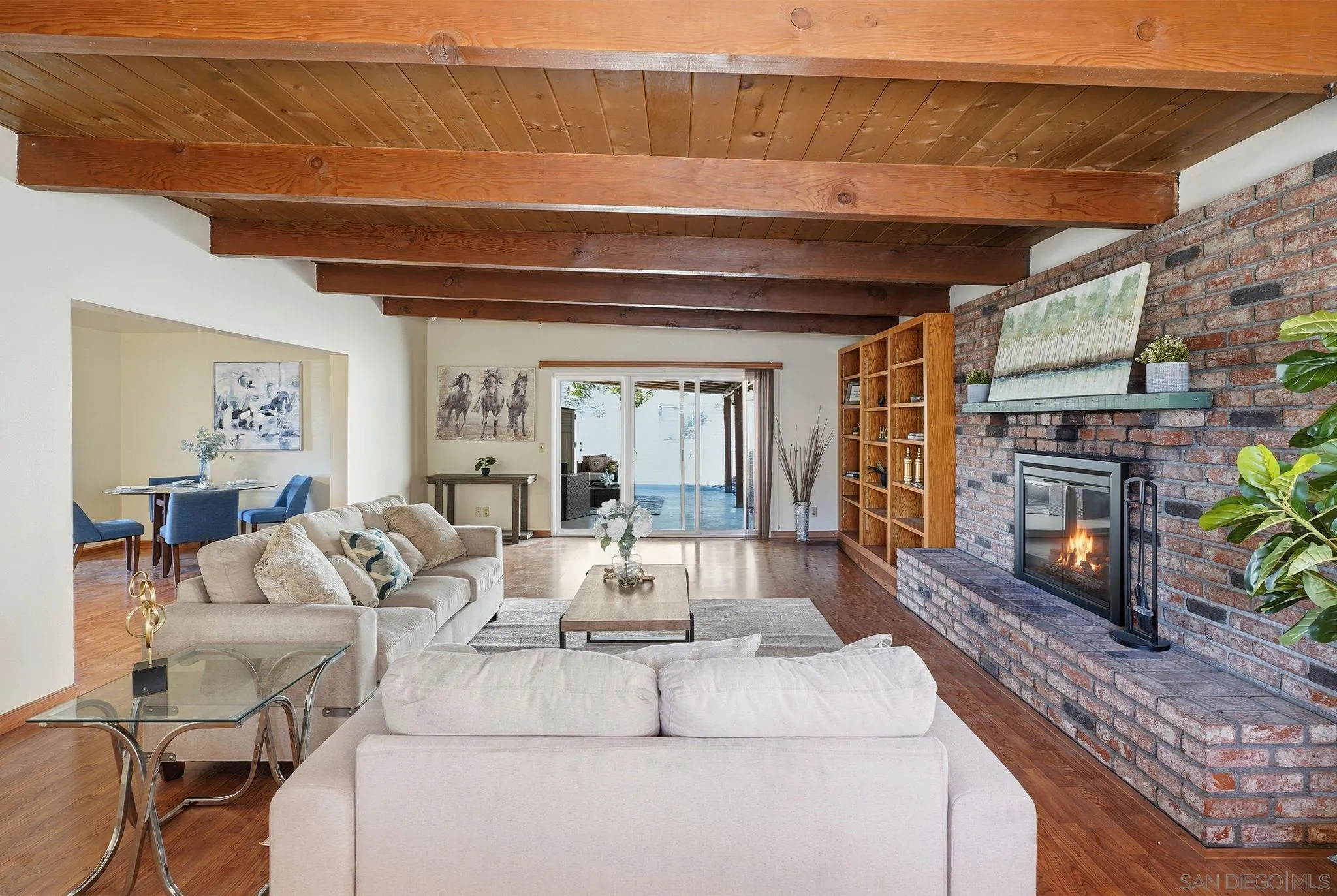 https://cdn.realtyfeed.com/cdn/127/260020363/3db27c0b88c5e5f70d311ad9f06e6b8e.webp