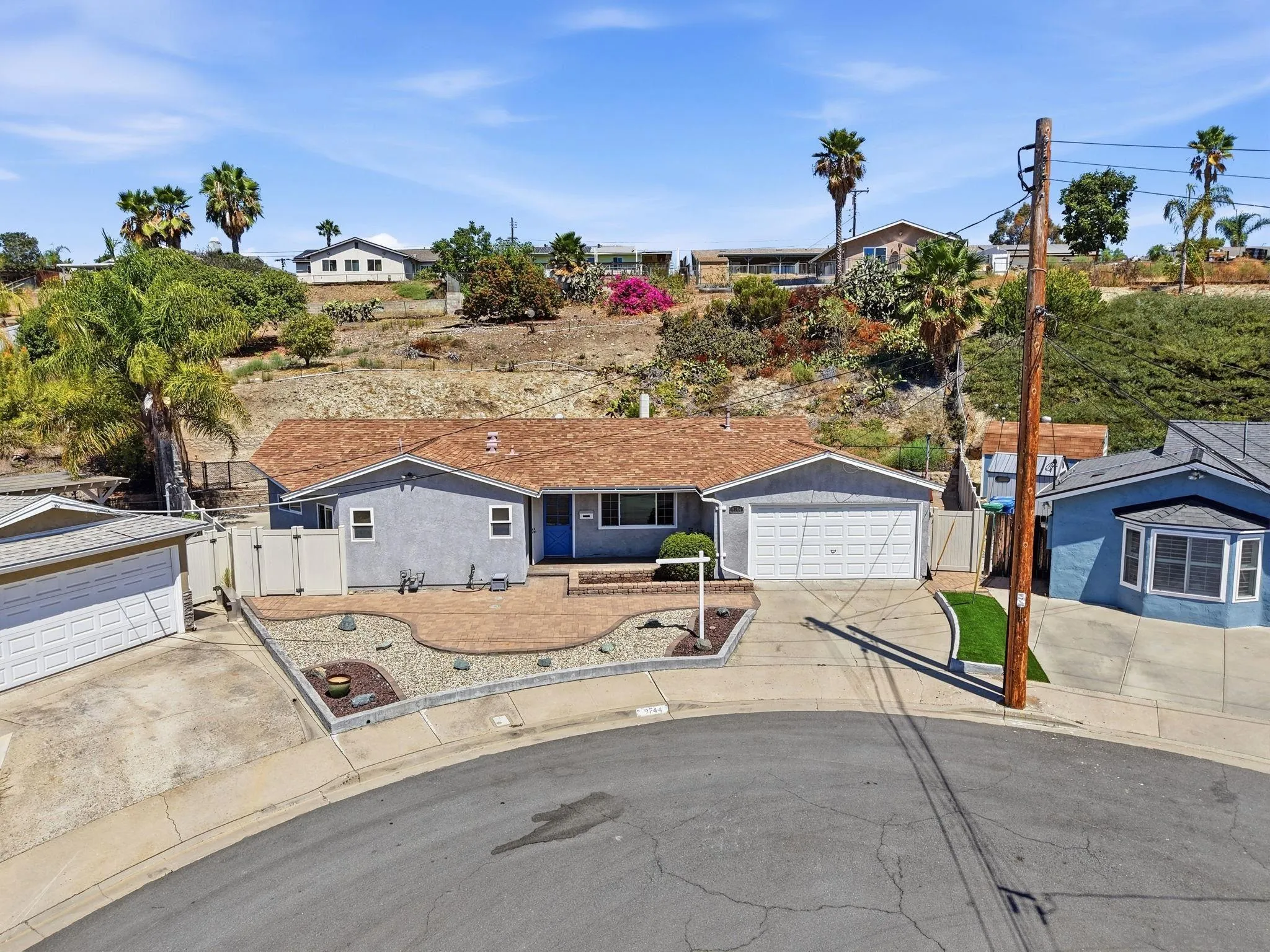 https://cdn.realtyfeed.com/cdn/127/260020363/8dc4a4ea4bc57ec07a524fdad14f6e56.webp
