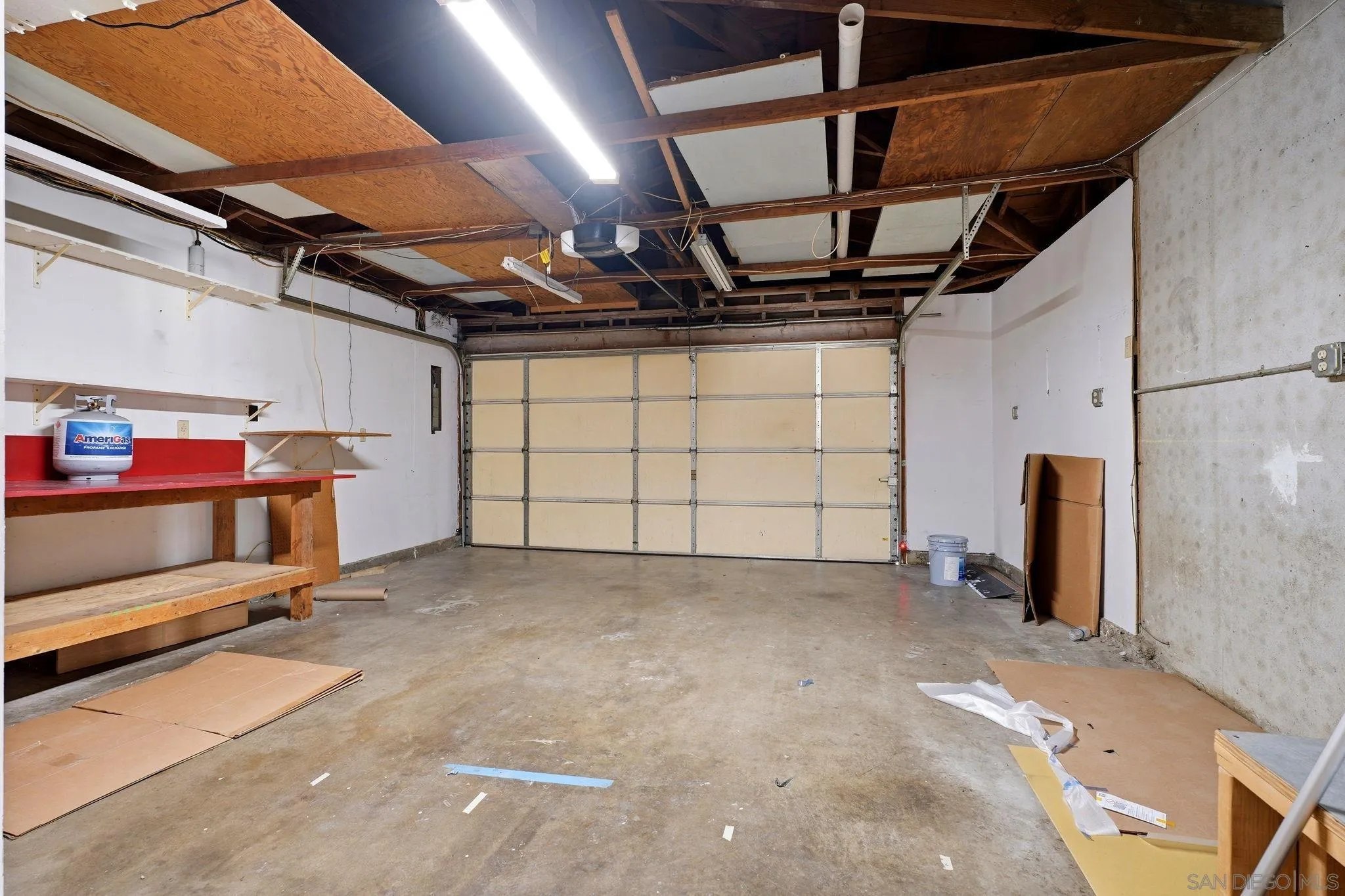https://cdn.realtyfeed.com/cdn/127/260020363/b82502b672c2bfa0482e5f521cee9cf6.webp