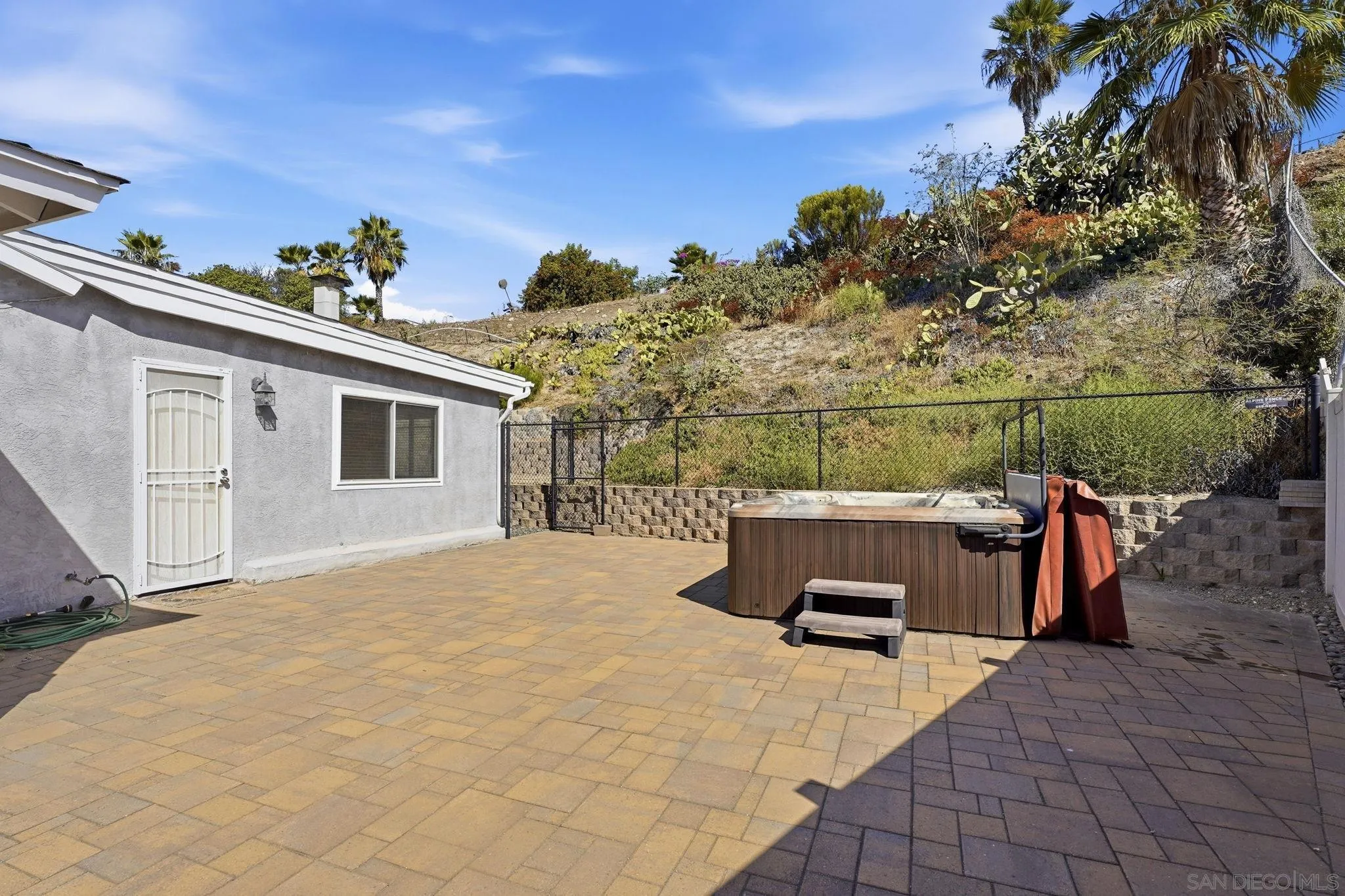 https://cdn.realtyfeed.com/cdn/127/260020363/e0a4c48ed7f8922c2823a033dfcf1658.webp
