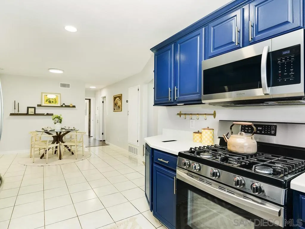 https://cdn.realtyfeed.com/cdn/127/260020364/9ea643a9d278f179c05a1e875bf9baaf.webp
