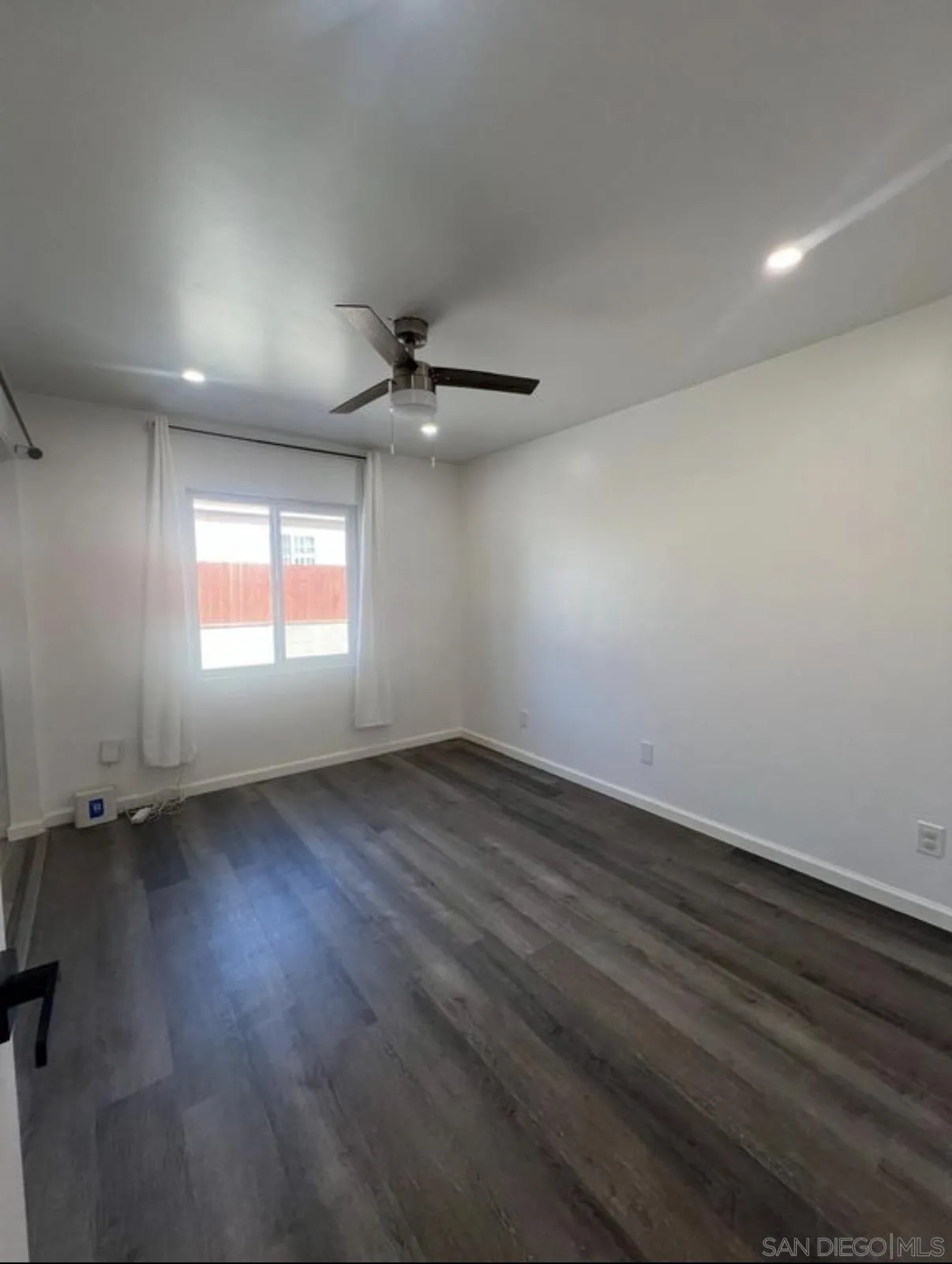 https://cdn.realtyfeed.com/cdn/127/260020366/ae41e0163aa9f4d2f3ba5a589b5e60c8.webp