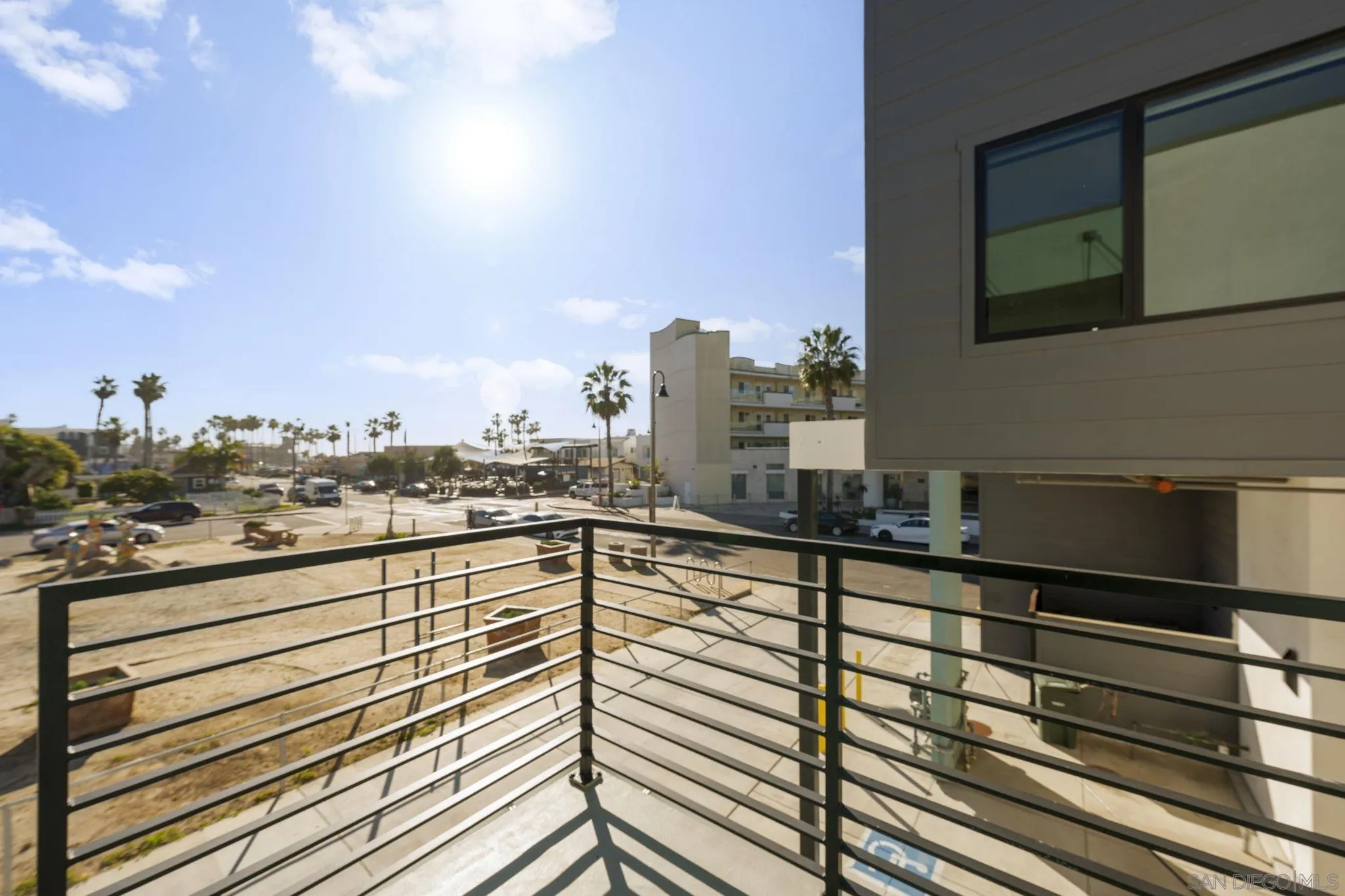 https://cdn.realtyfeed.com/cdn/127/260020367/dab84f4486c49ab3150c4f3c512d7628.webp