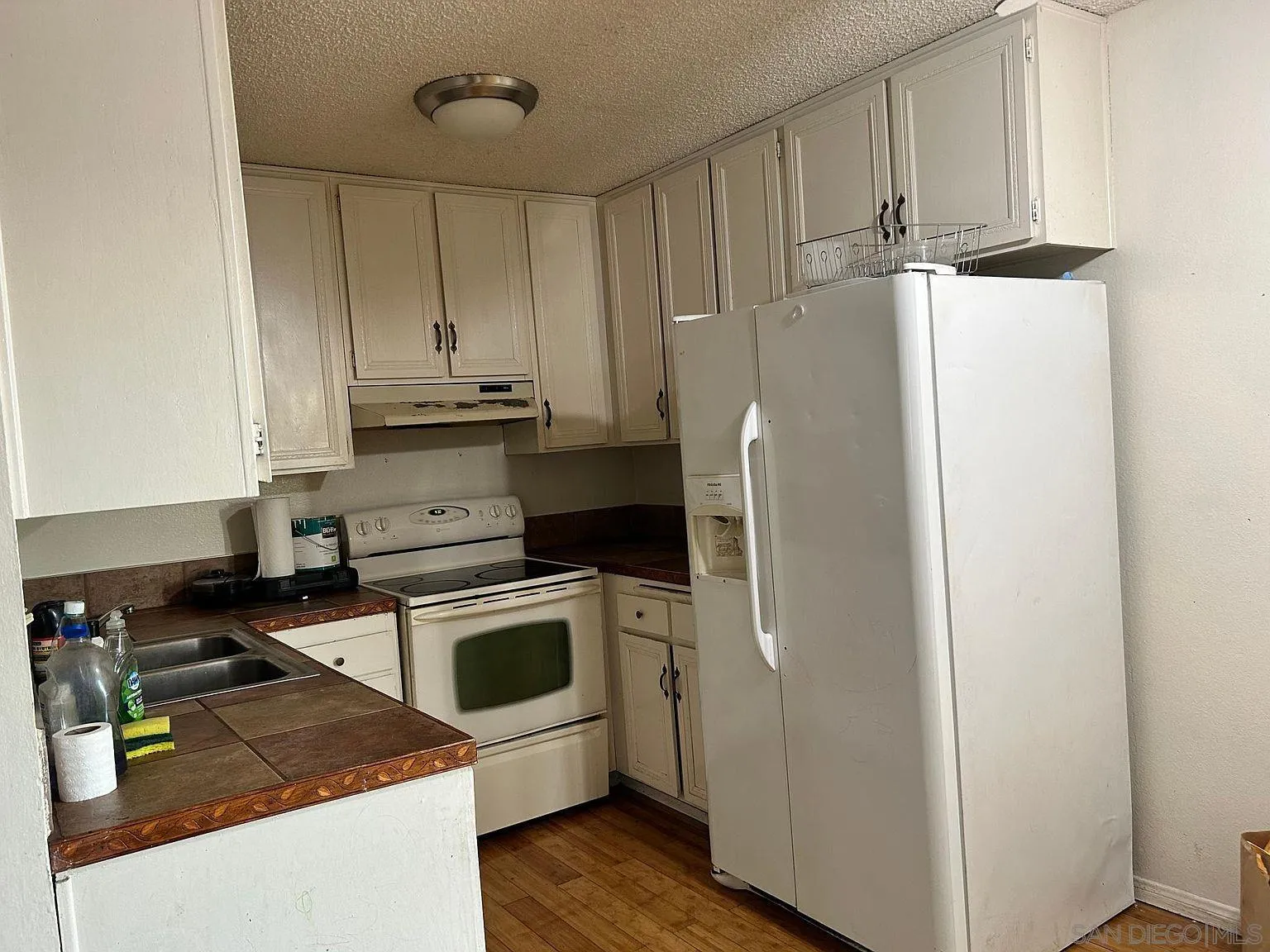 Photo #8: 260020368 Listing: Photo #8