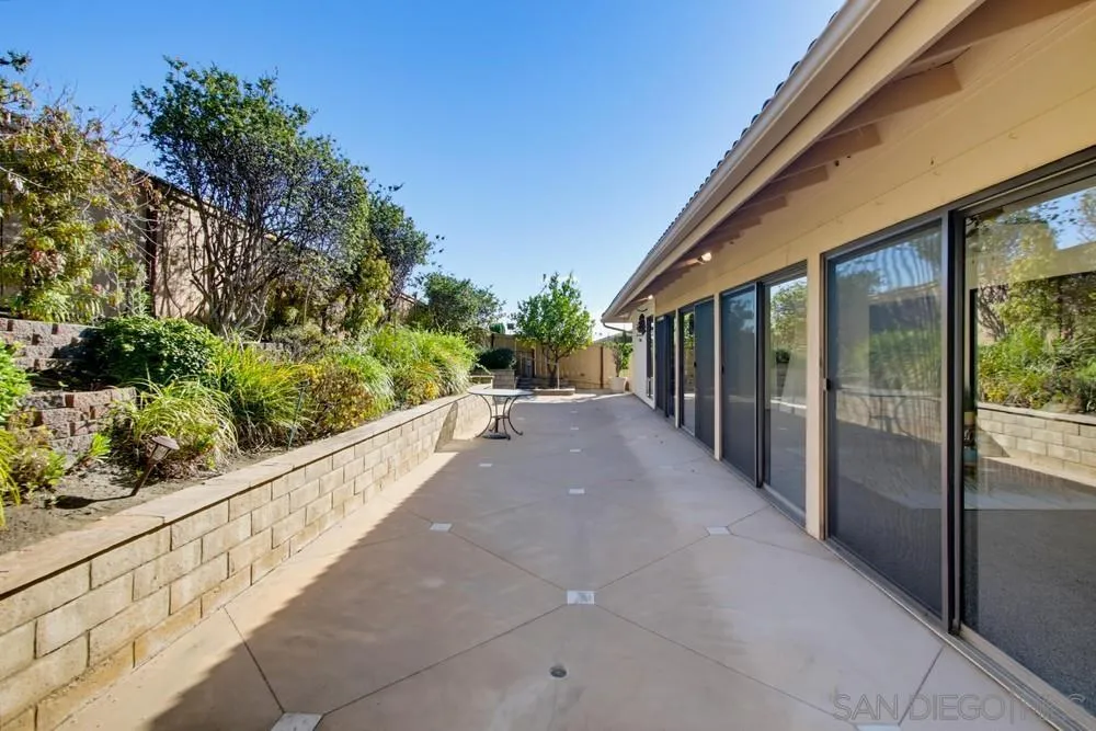 https://cdn.realtyfeed.com/cdn/127/260020372/9ce85a56134f4a6c6a443a69589cbf49.webp