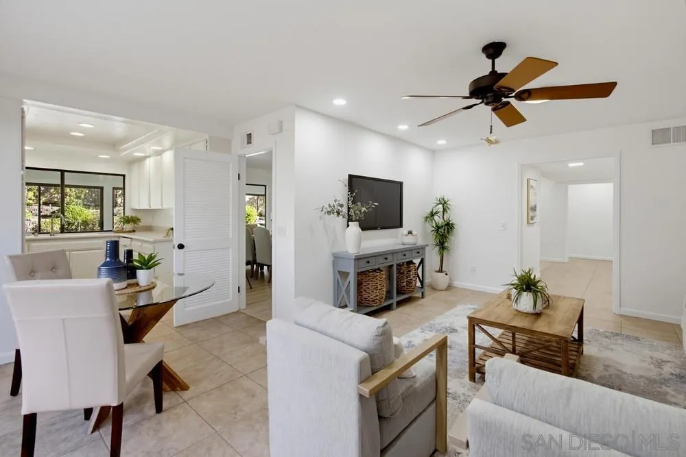 https://cdn.realtyfeed.com/cdn/127/260020372/bee128a2766e4710e2cf7bca4ddda509.webp