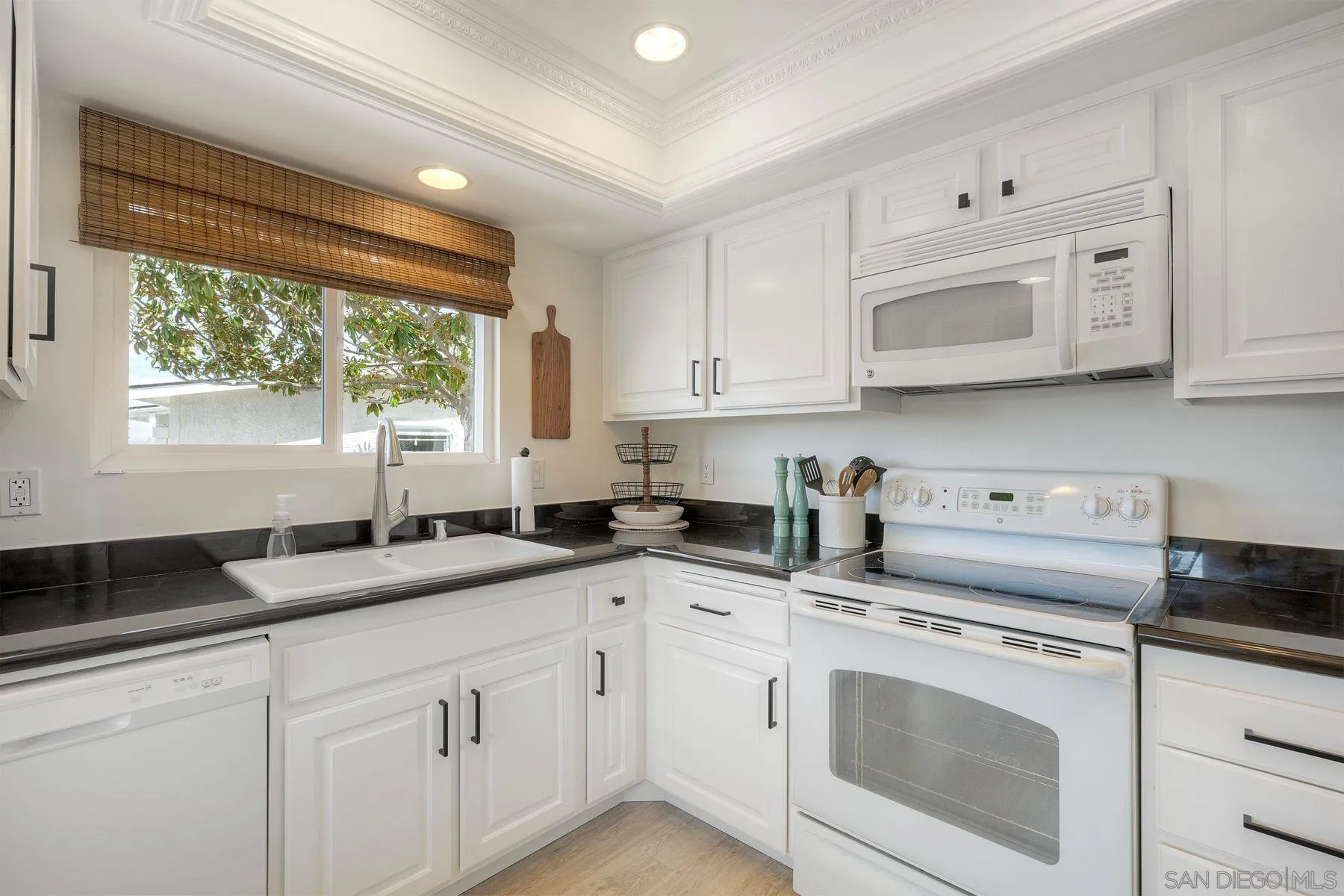 Photo #23: 260020374 Listing: Photo #23