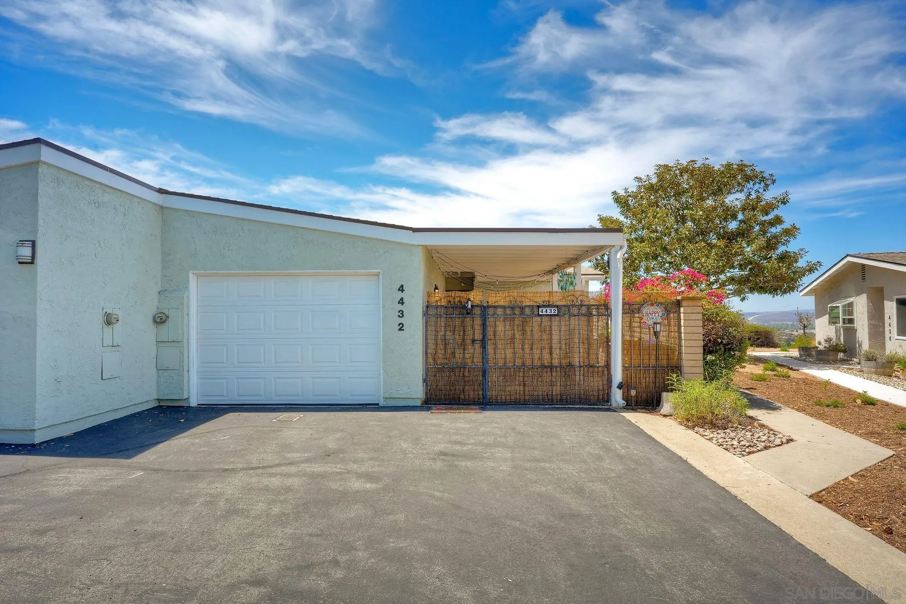 Photo #8: 260020374 Listing: Photo #8